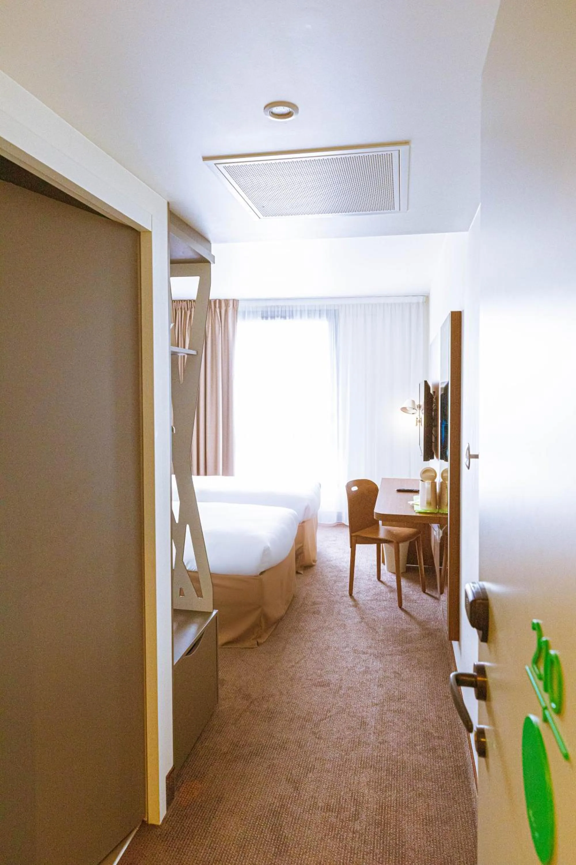 Bedroom, Bed in Campanile PRIME - Rungis Orly