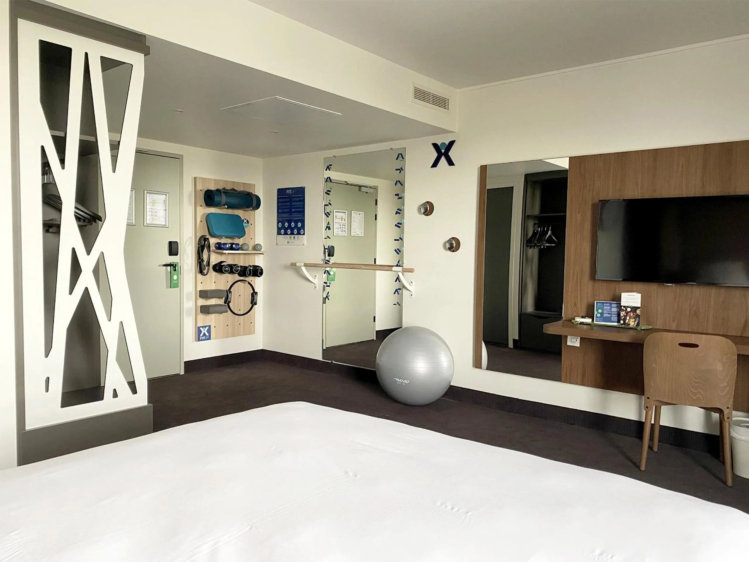 Fitness centre/facilities, Bed in Campanile PRIME - Rungis Orly
