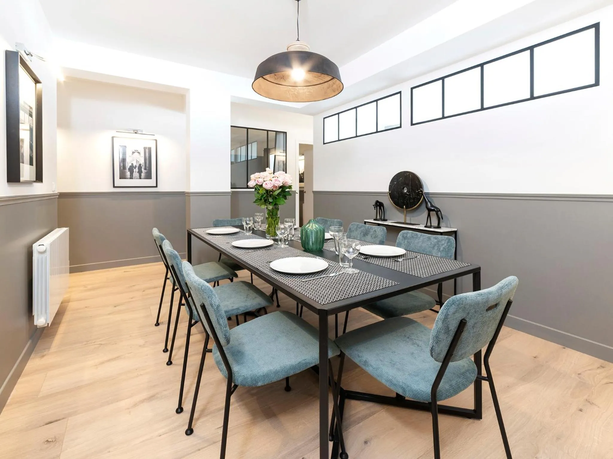 Dining area in LivinParis - Luxury AC 3 Bedrooms Le Marais III