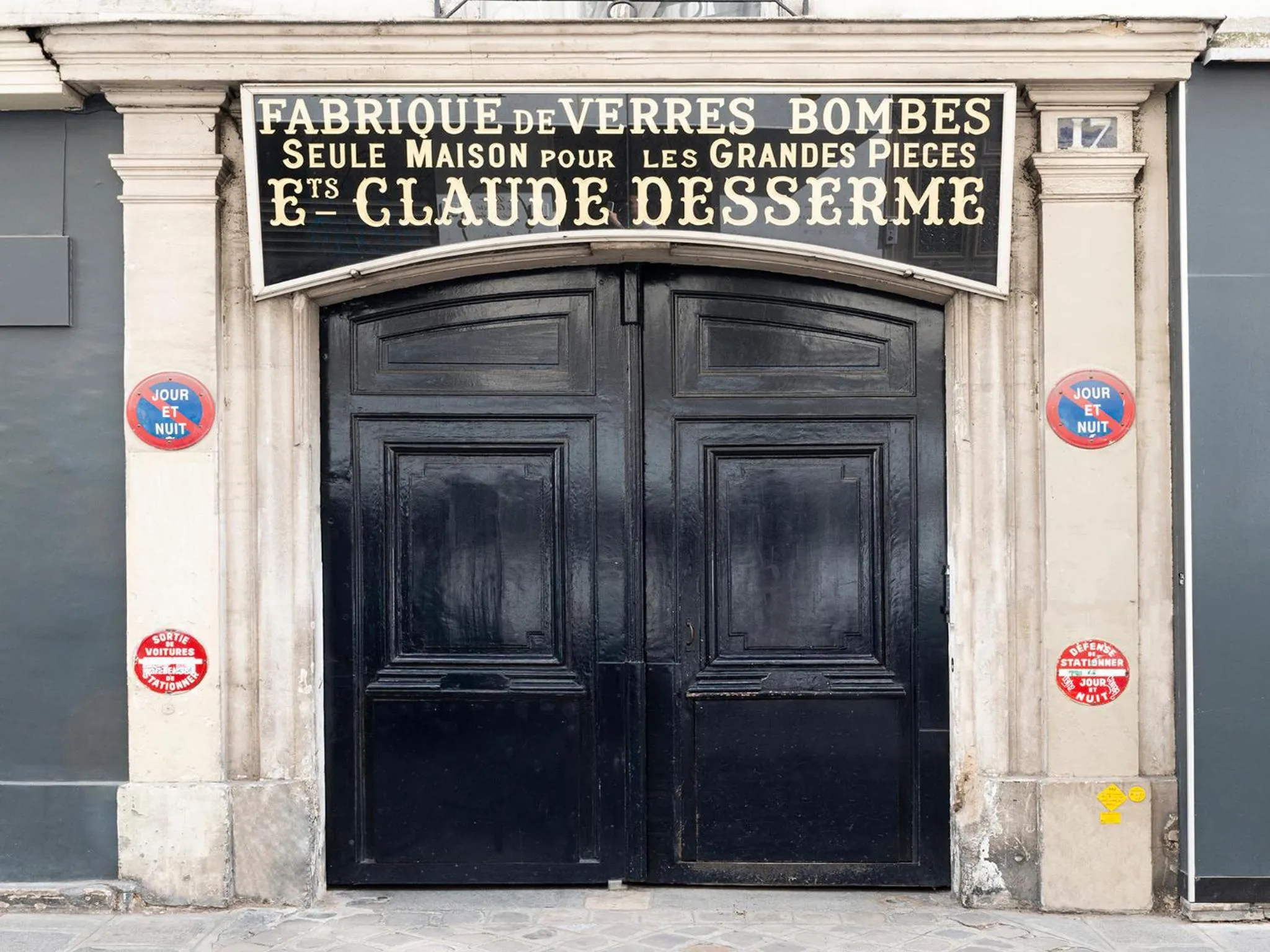 Property building in LivinParis - Luxury AC 3 Bedrooms Le Marais III