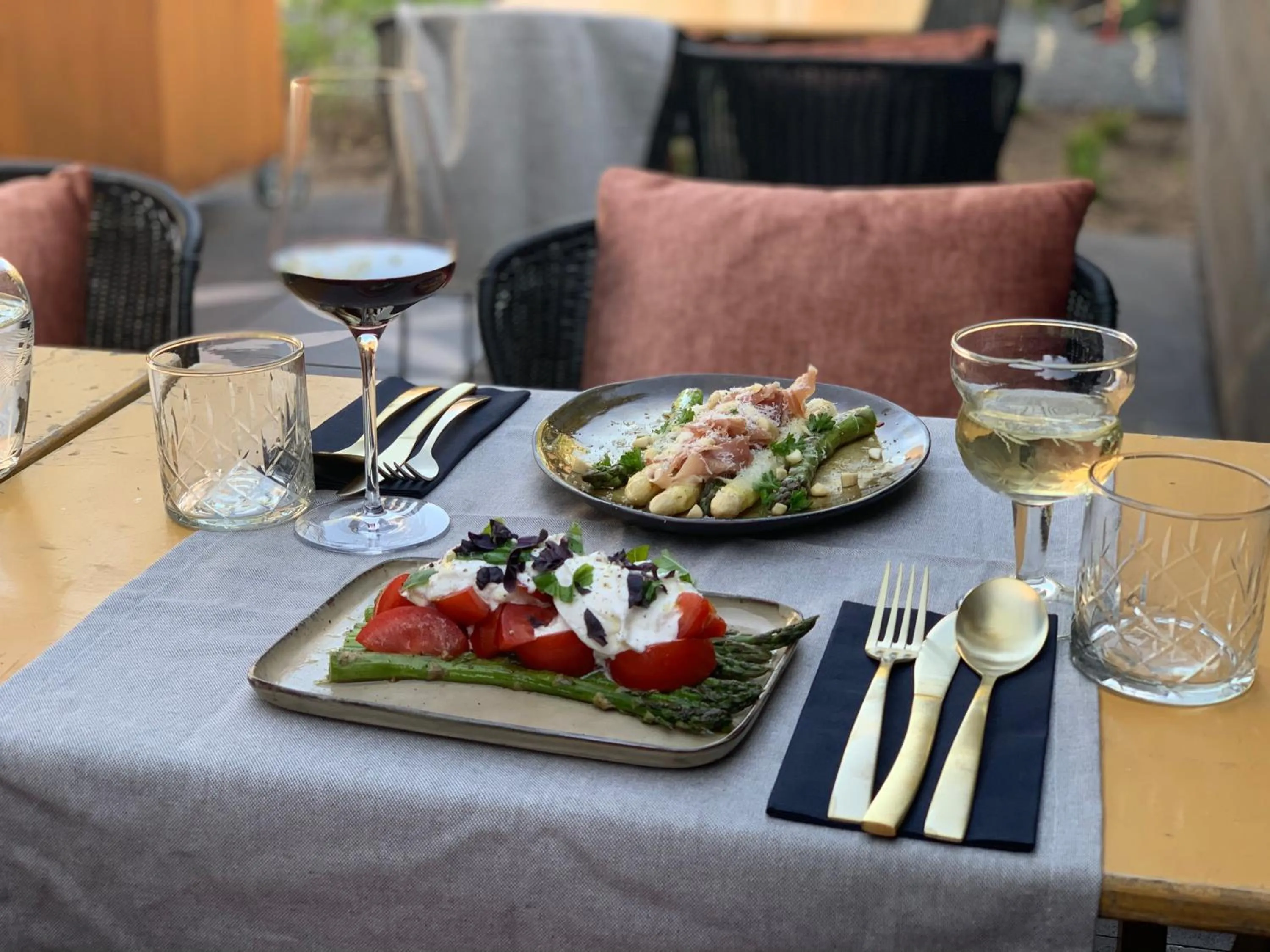 Lunch in Stella Suites Boutique Hotel