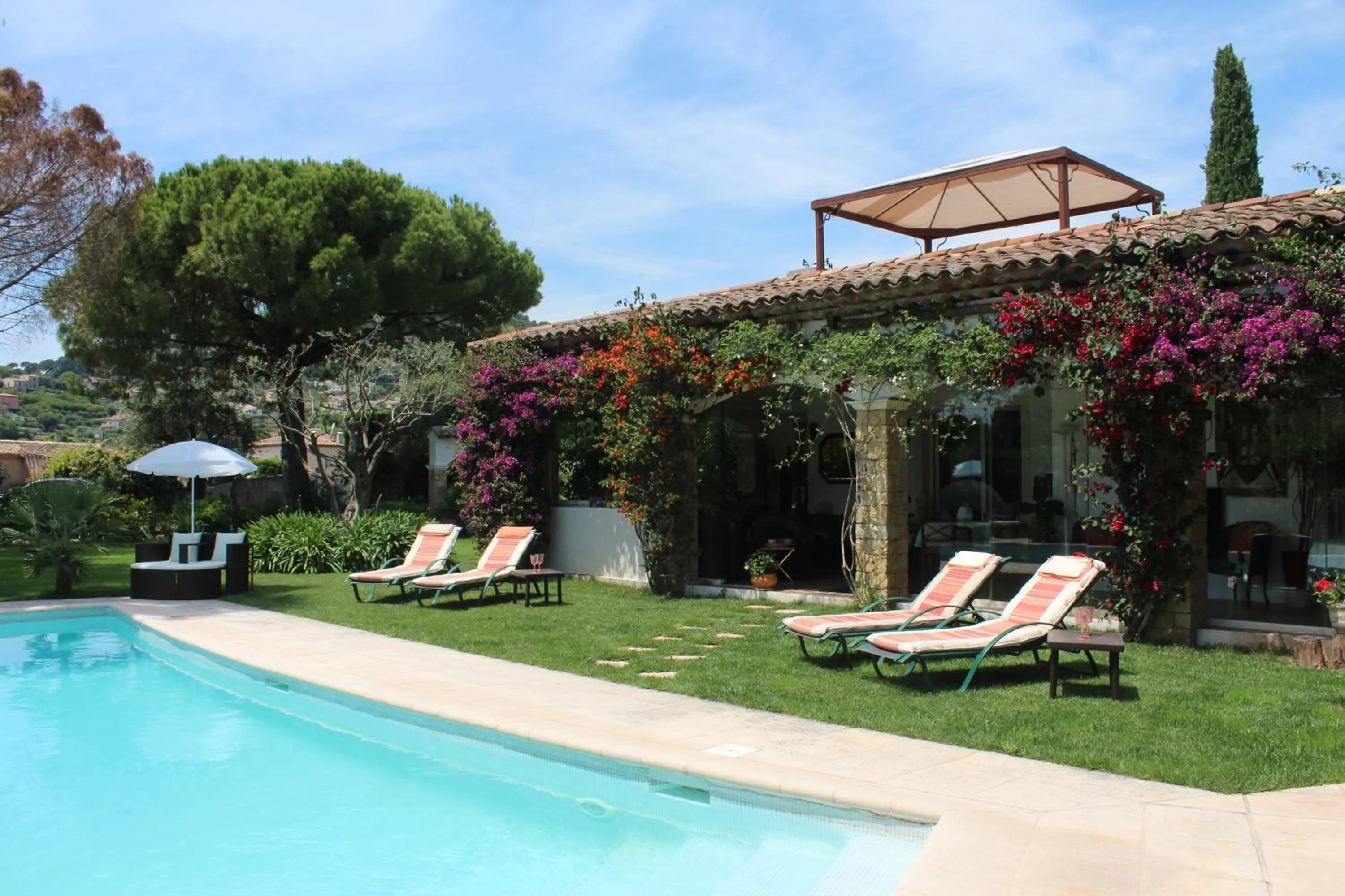 Property building in La Villa Topi