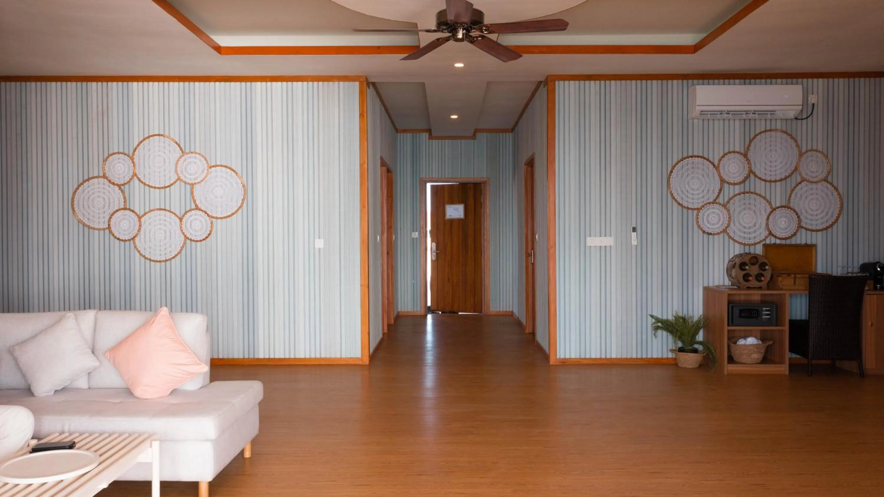 Living room in Brennia Kottefaru Maldives