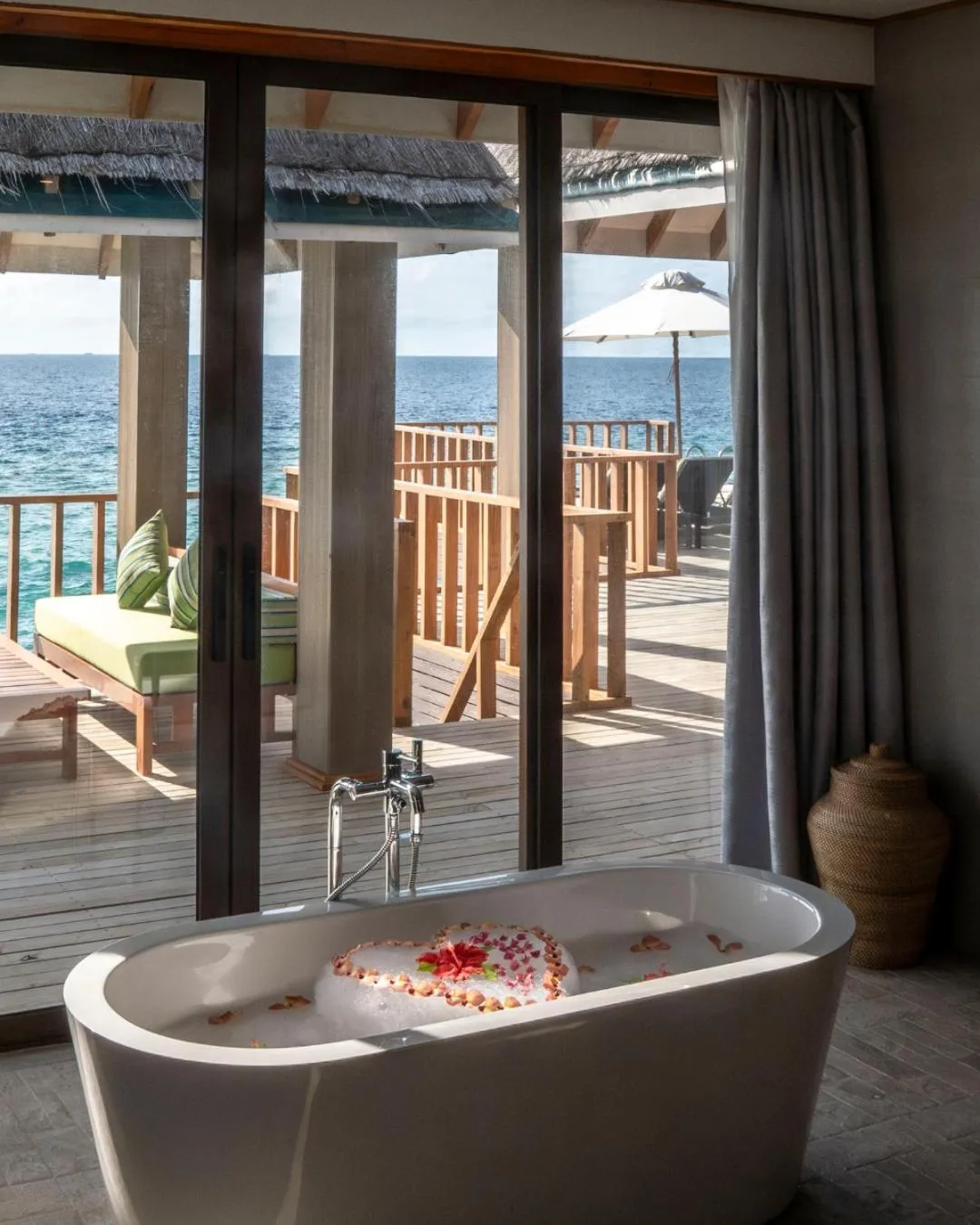 Bathroom in Brennia Kottefaru Maldives