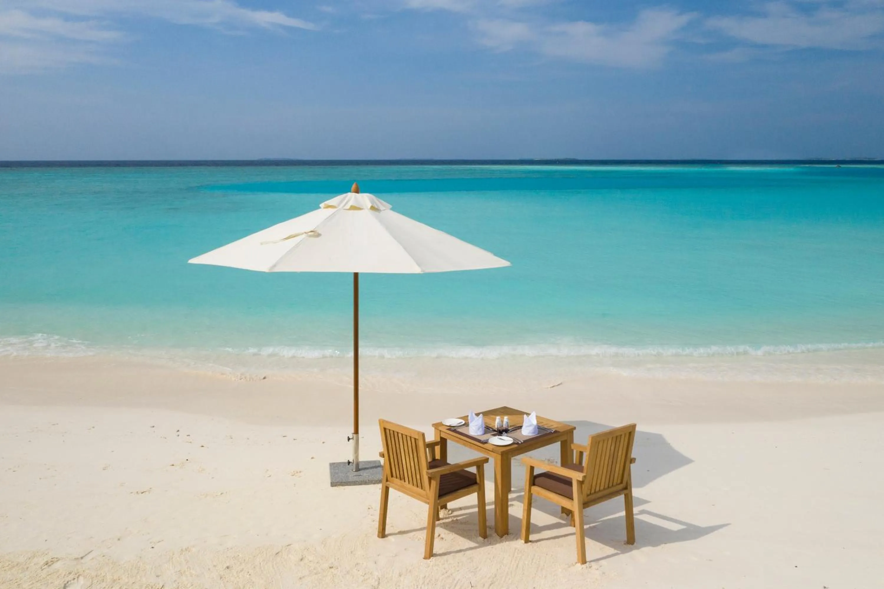 Beach in Brennia Kottefaru Maldives