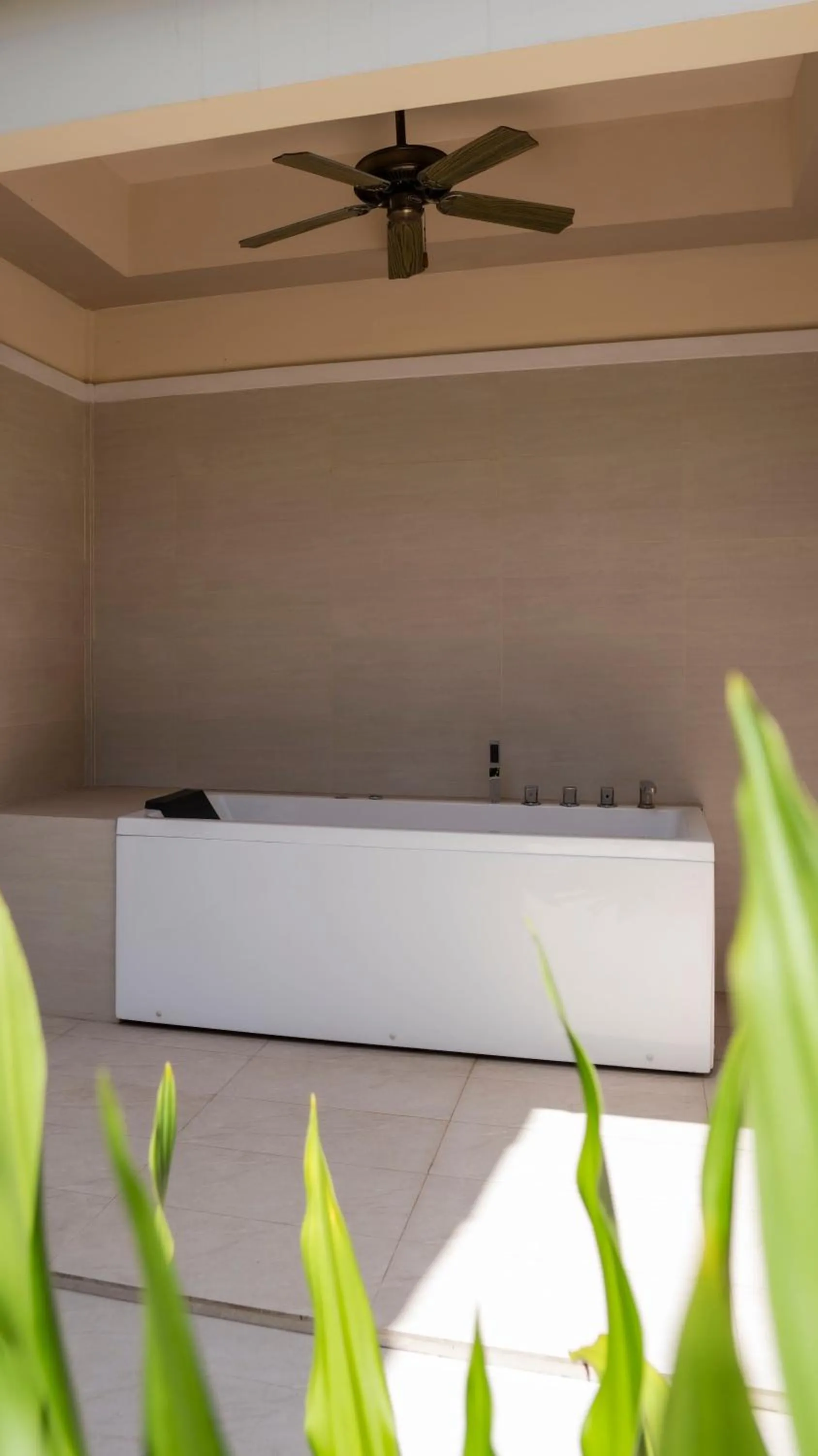 Bathroom in Brennia Kottefaru Maldives