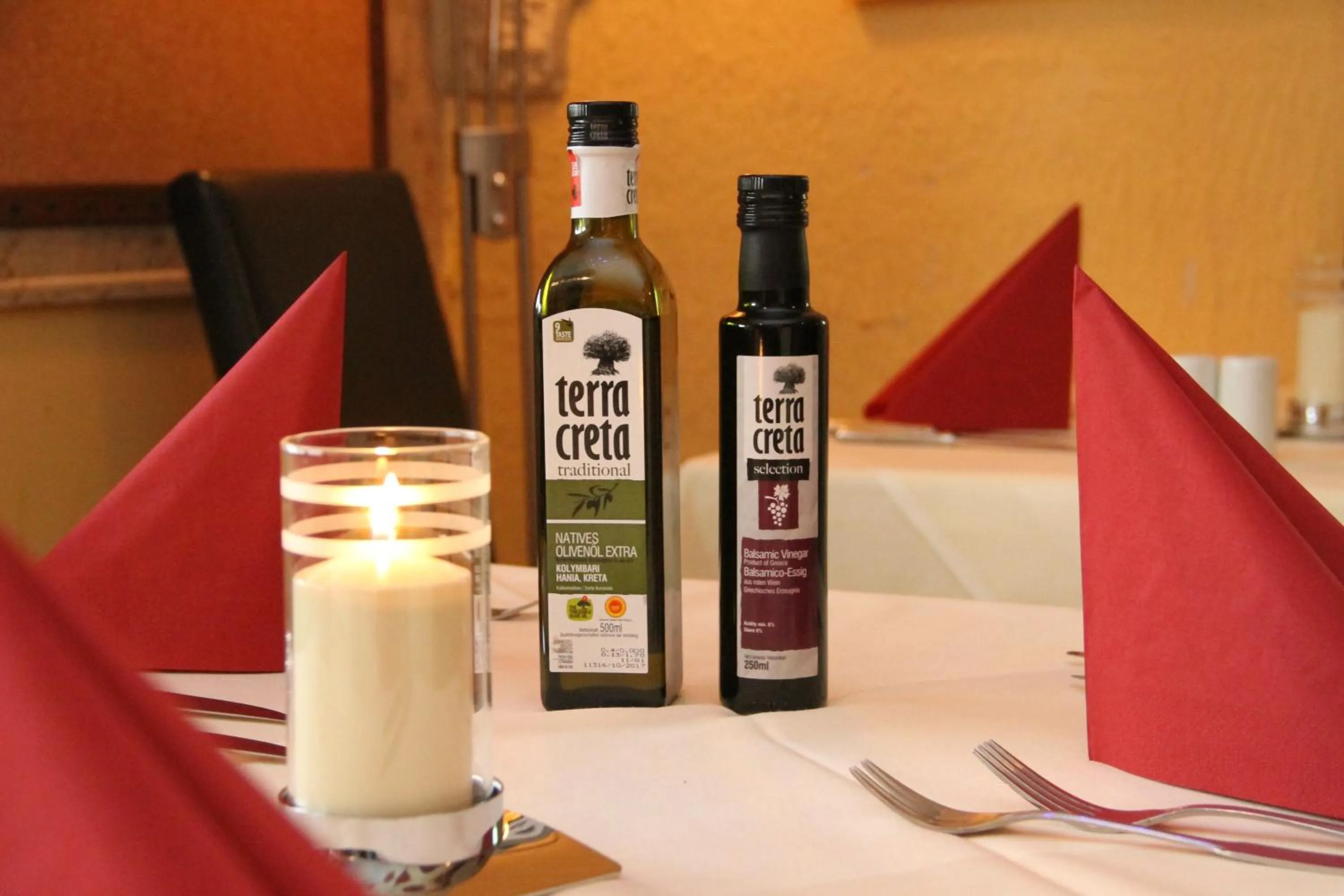 Food and drinks in Hotel Taverne Inos