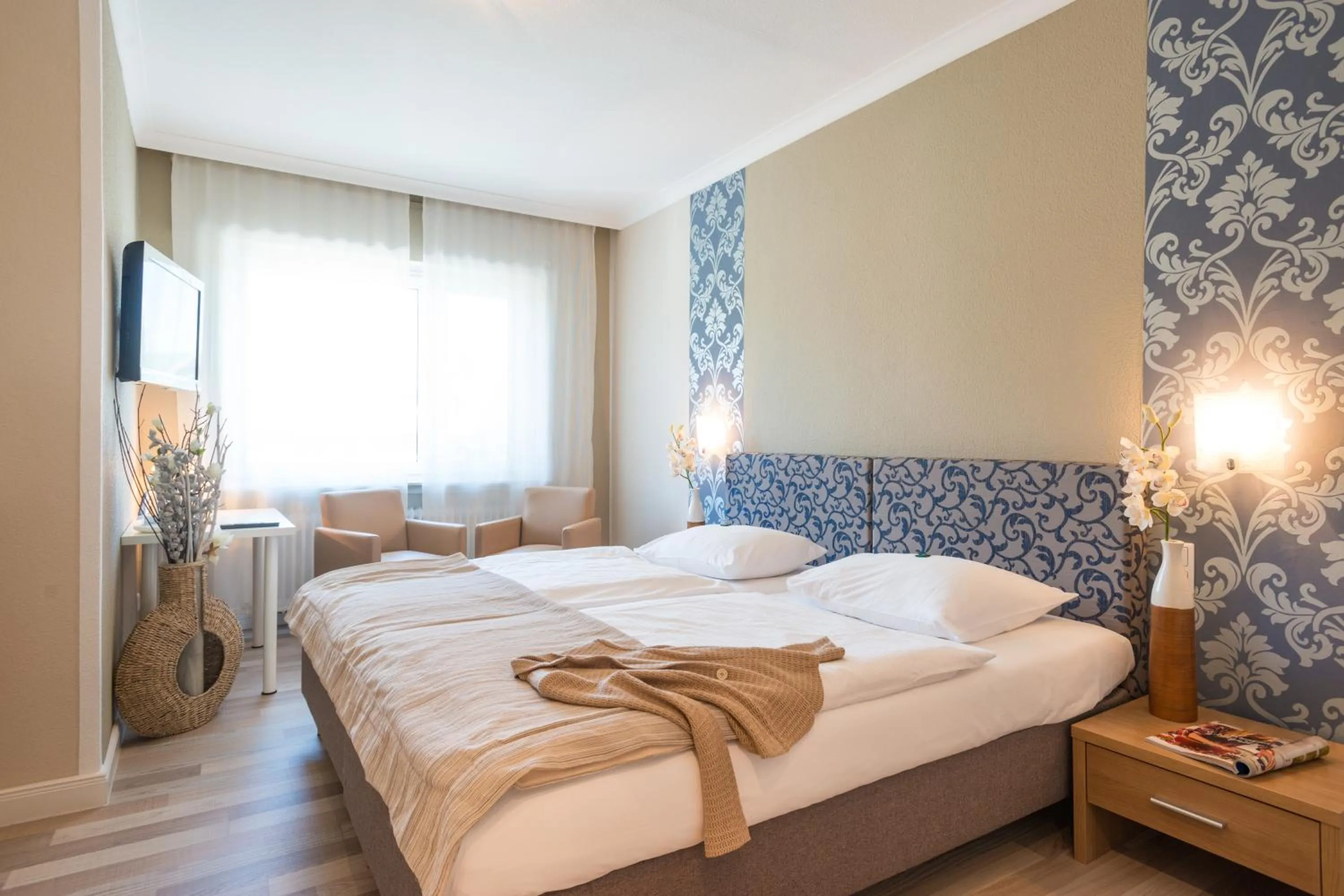 Day, Bed in Hotel Ahrbella