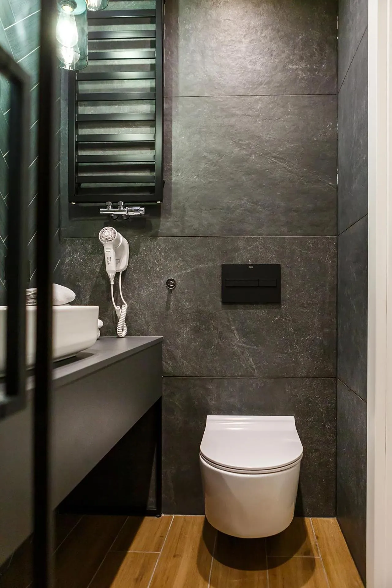 Bathroom in Homewell Boutique Apartments Stare Miasto