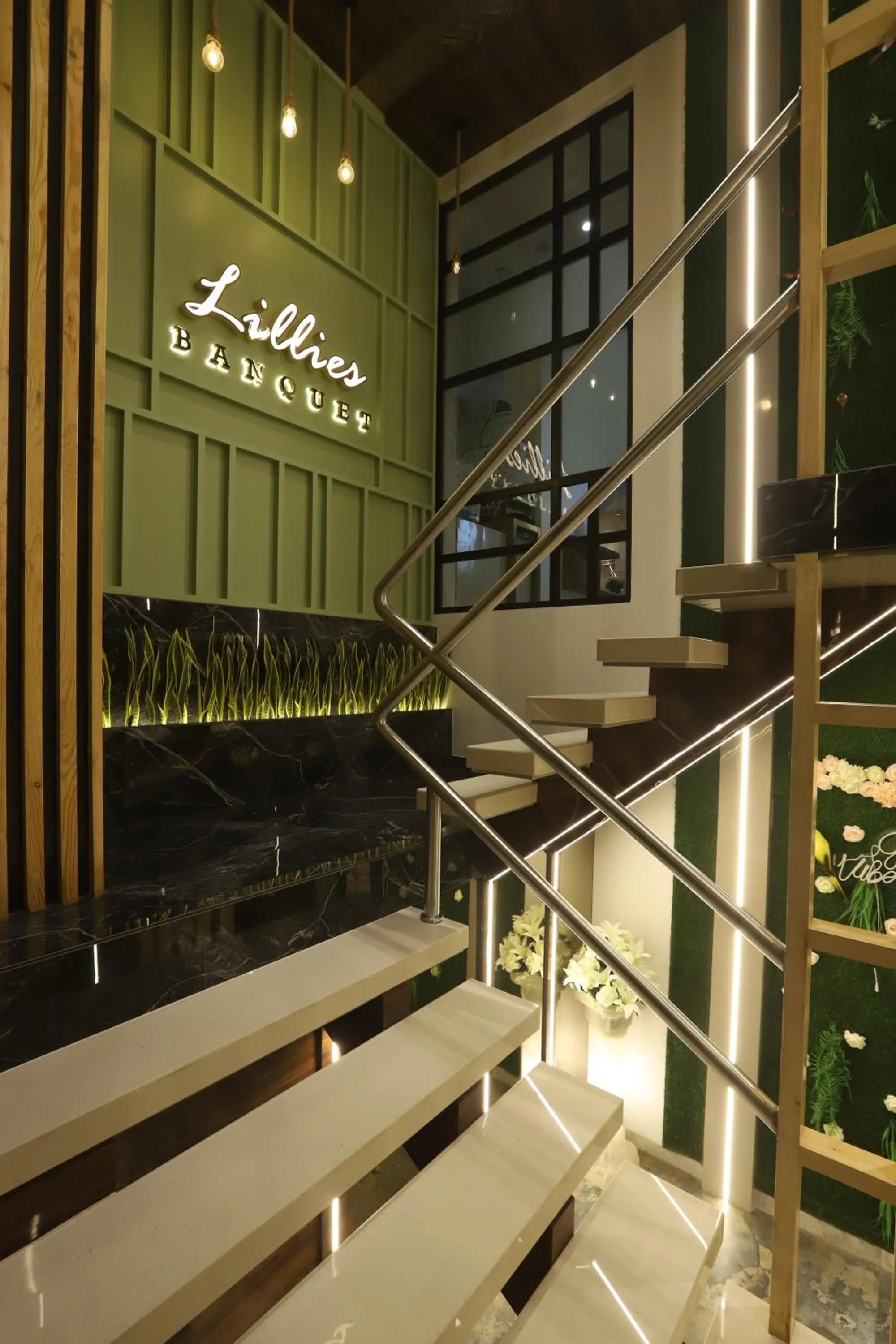 Facade/entrance in Hotel Auris & Banquets, Mumbai International Airport