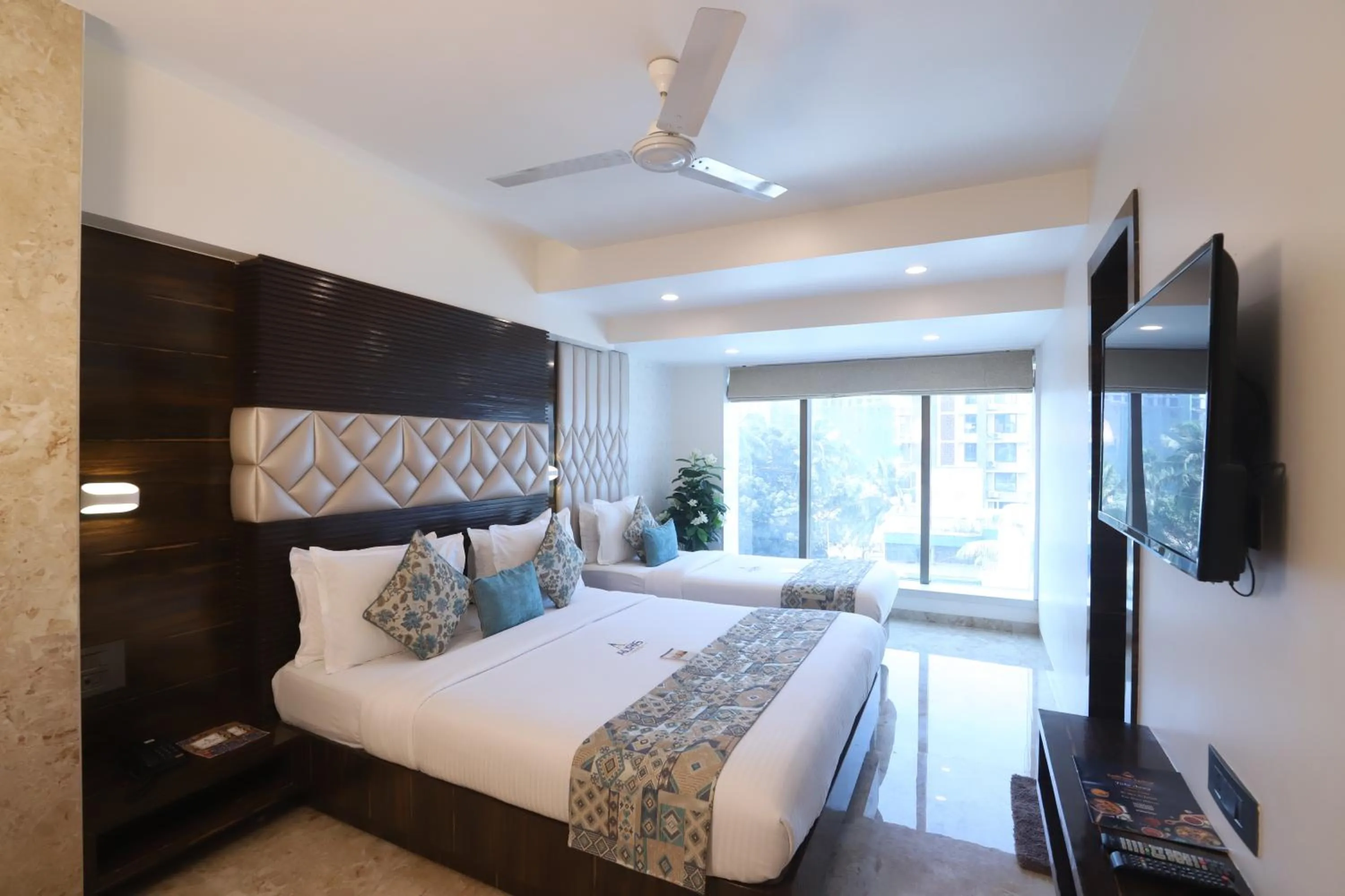 City view, Bed in Hotel Auris & Banquets, Mumbai International Airport