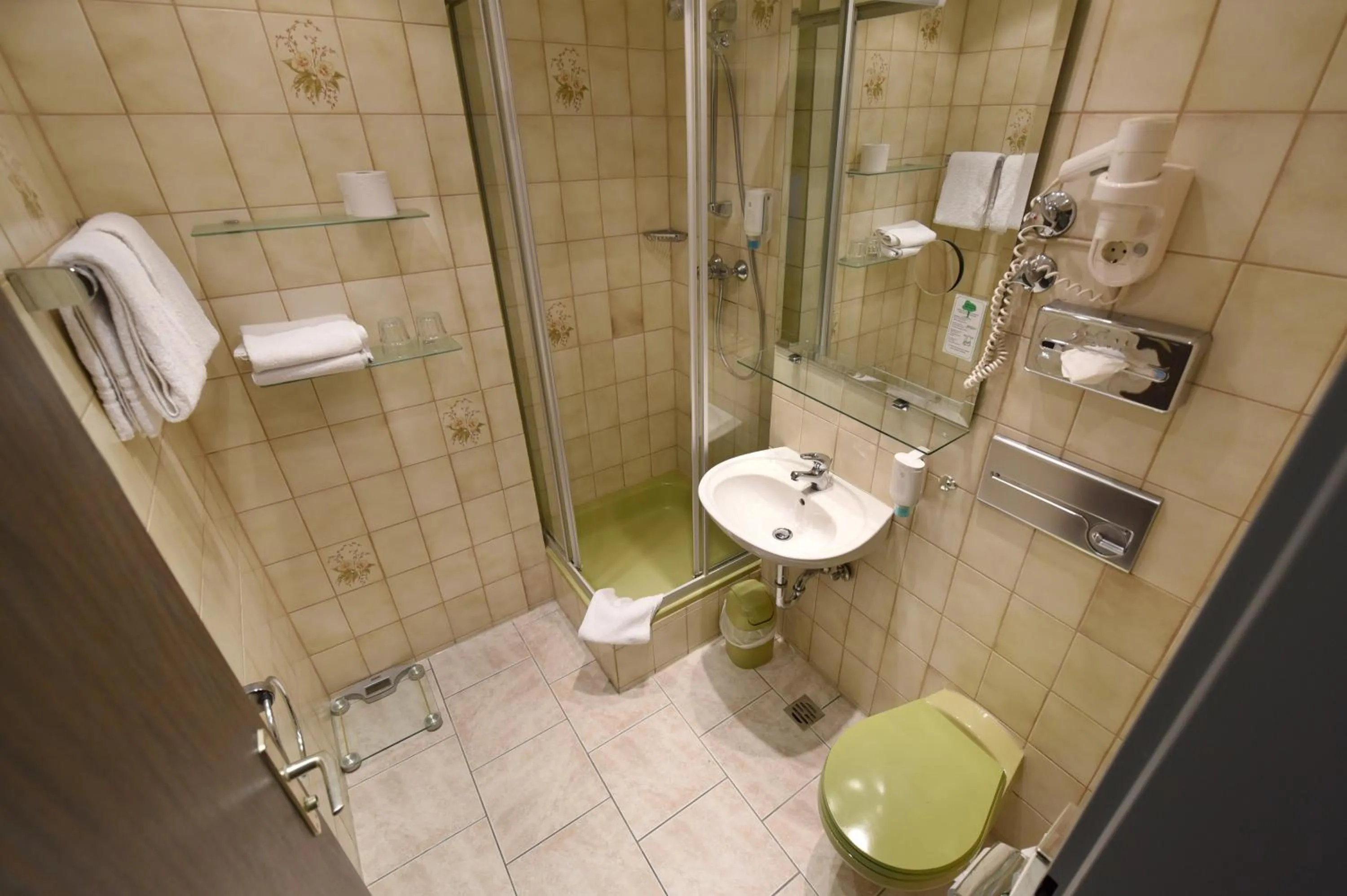 Photo of the whole room in Hotel Schumacher Düsseldorf