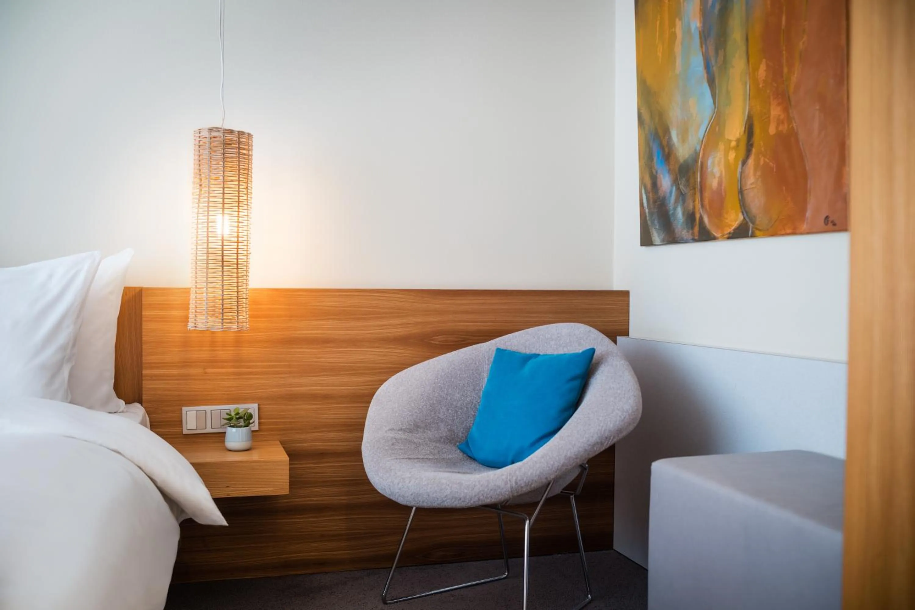 Photo of the whole room, Bed in Lindner Hotel Berlin Ku'damm, part of JdV by Hyatt