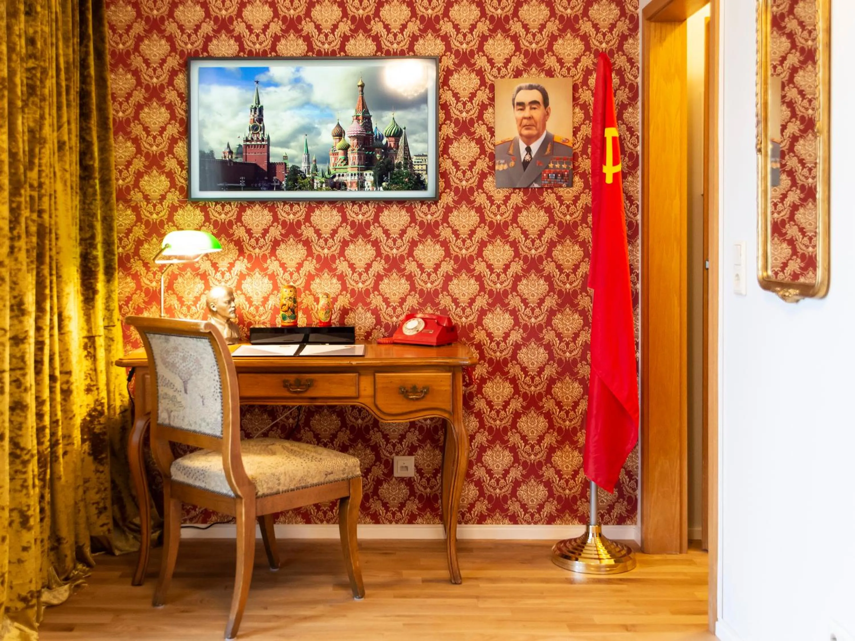 Photo of the whole room in Rheinland Hotel