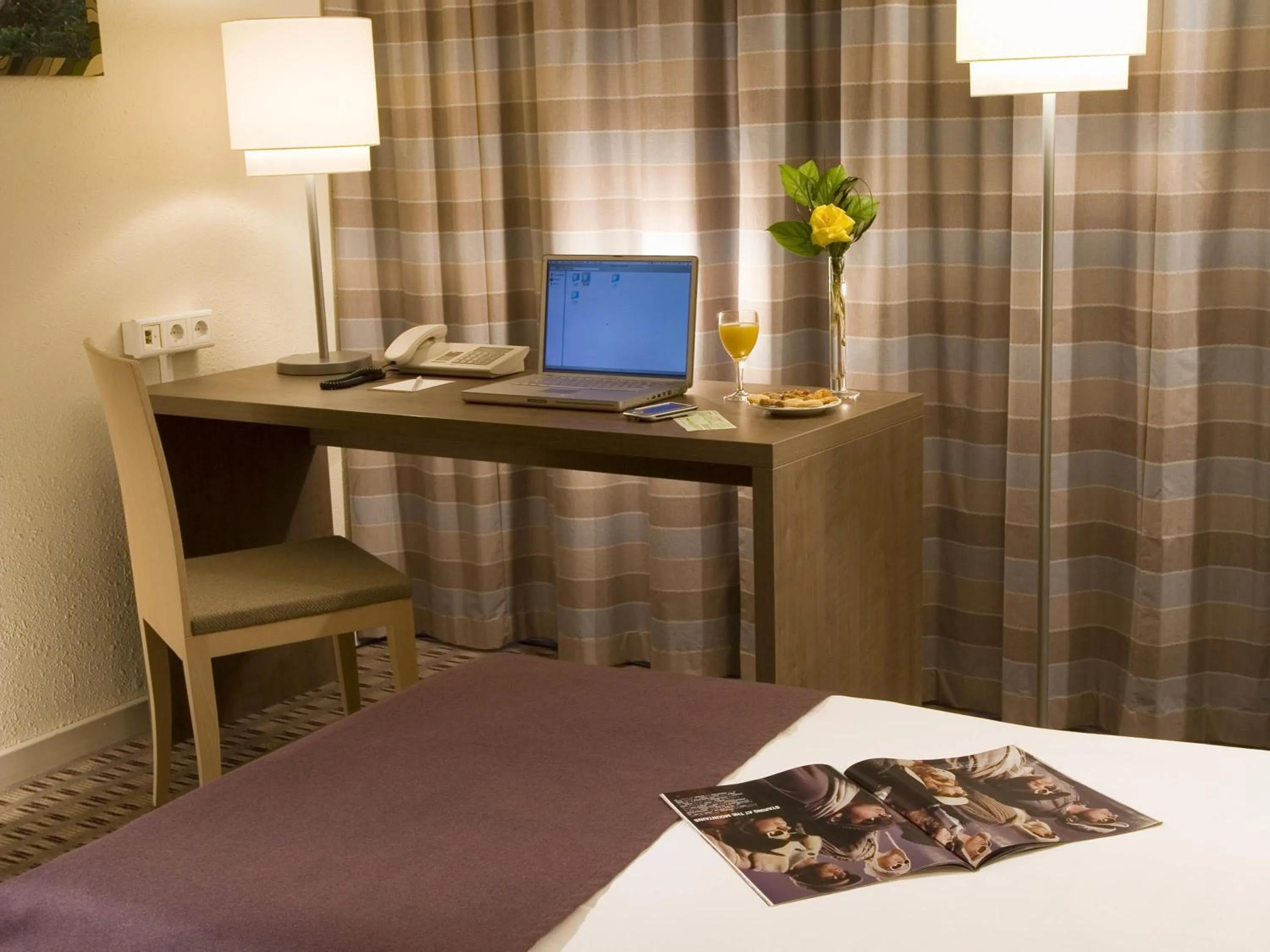 Bedroom, Bed in Mercure Hotel Frankfurt Eschborn Ost