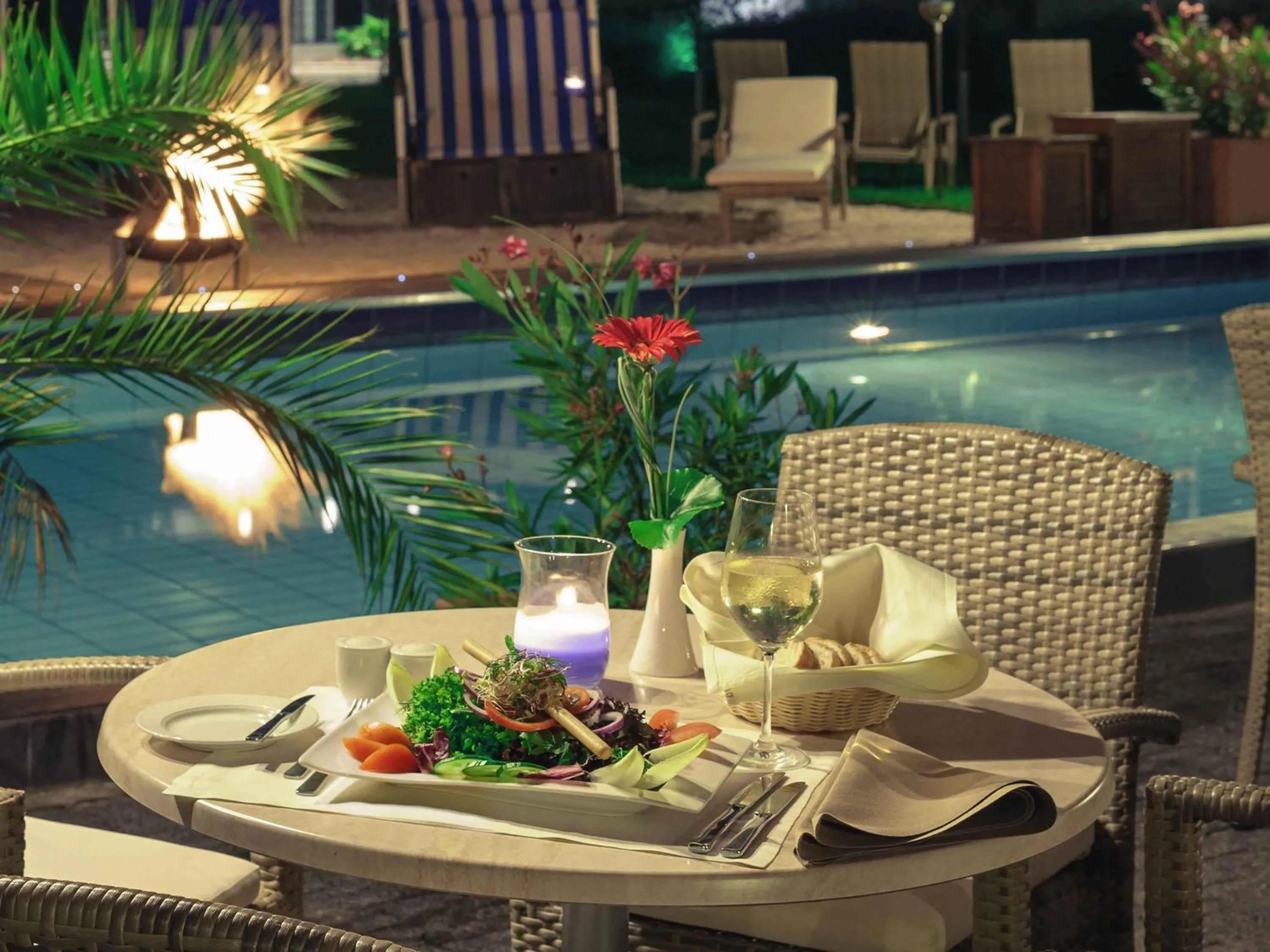 Lounge or bar in Mercure Hotel Frankfurt Eschborn Ost