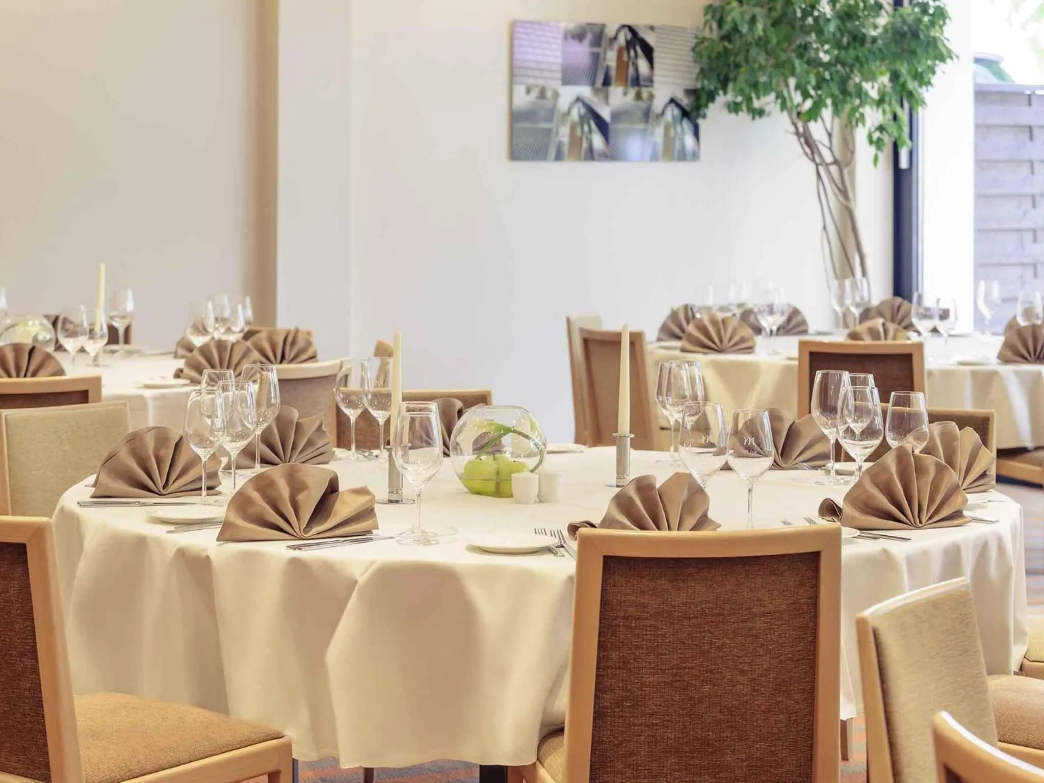 Restaurant/places to eat in Mercure Hotel Frankfurt Eschborn Ost