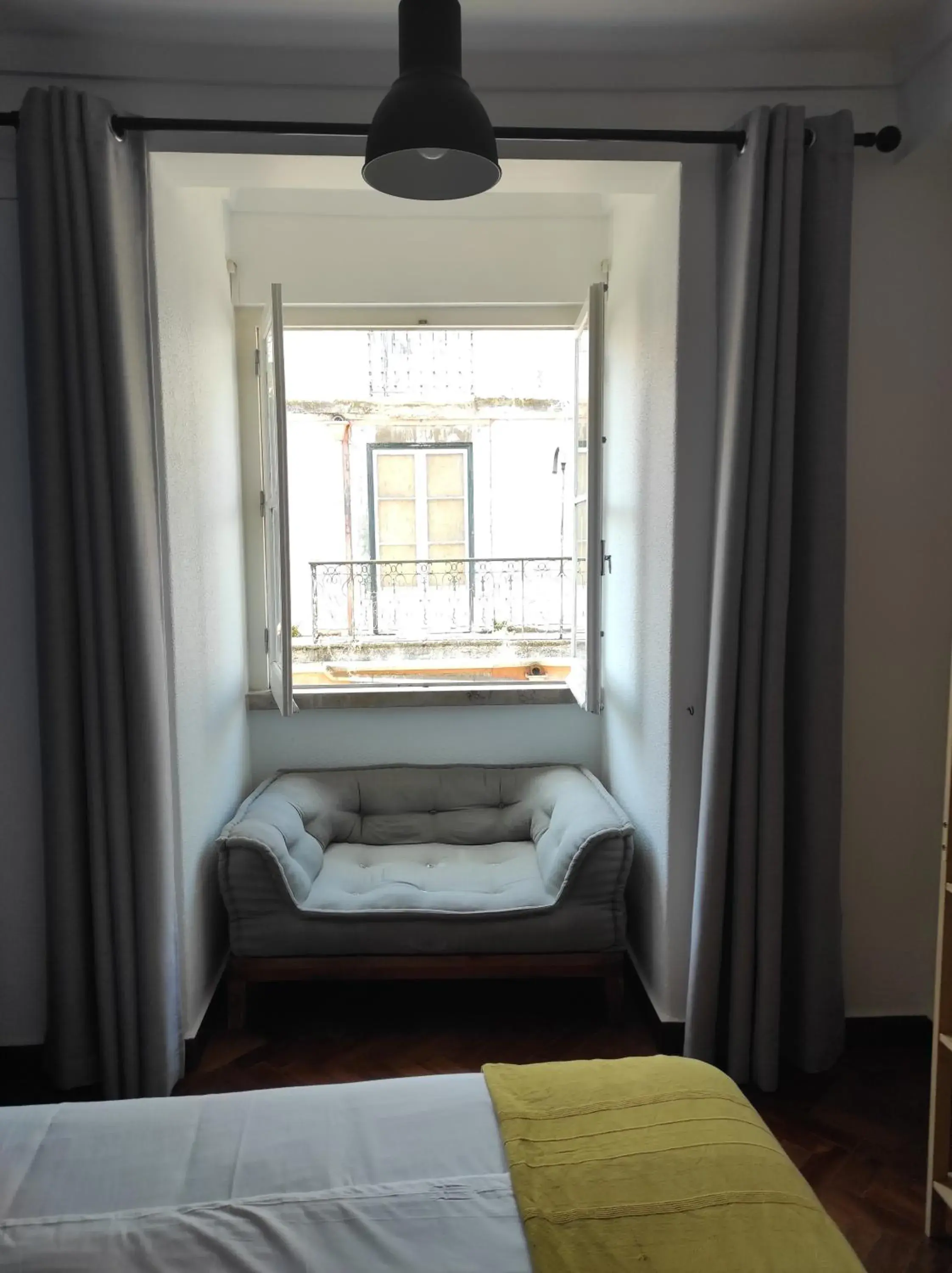 Standard Double Room with Shared Bathroom in Draft Hostel & Rooms Standard Double Room with Shared Bathroom in Draft Hostel & Rooms