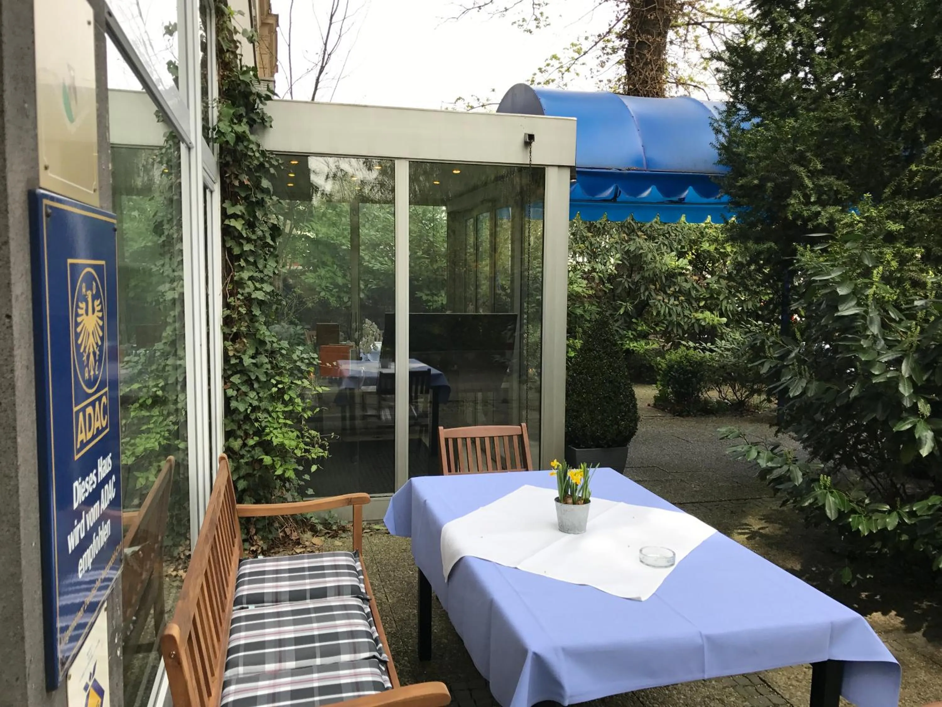 Garden view in Hotel Nymphenburg City - München