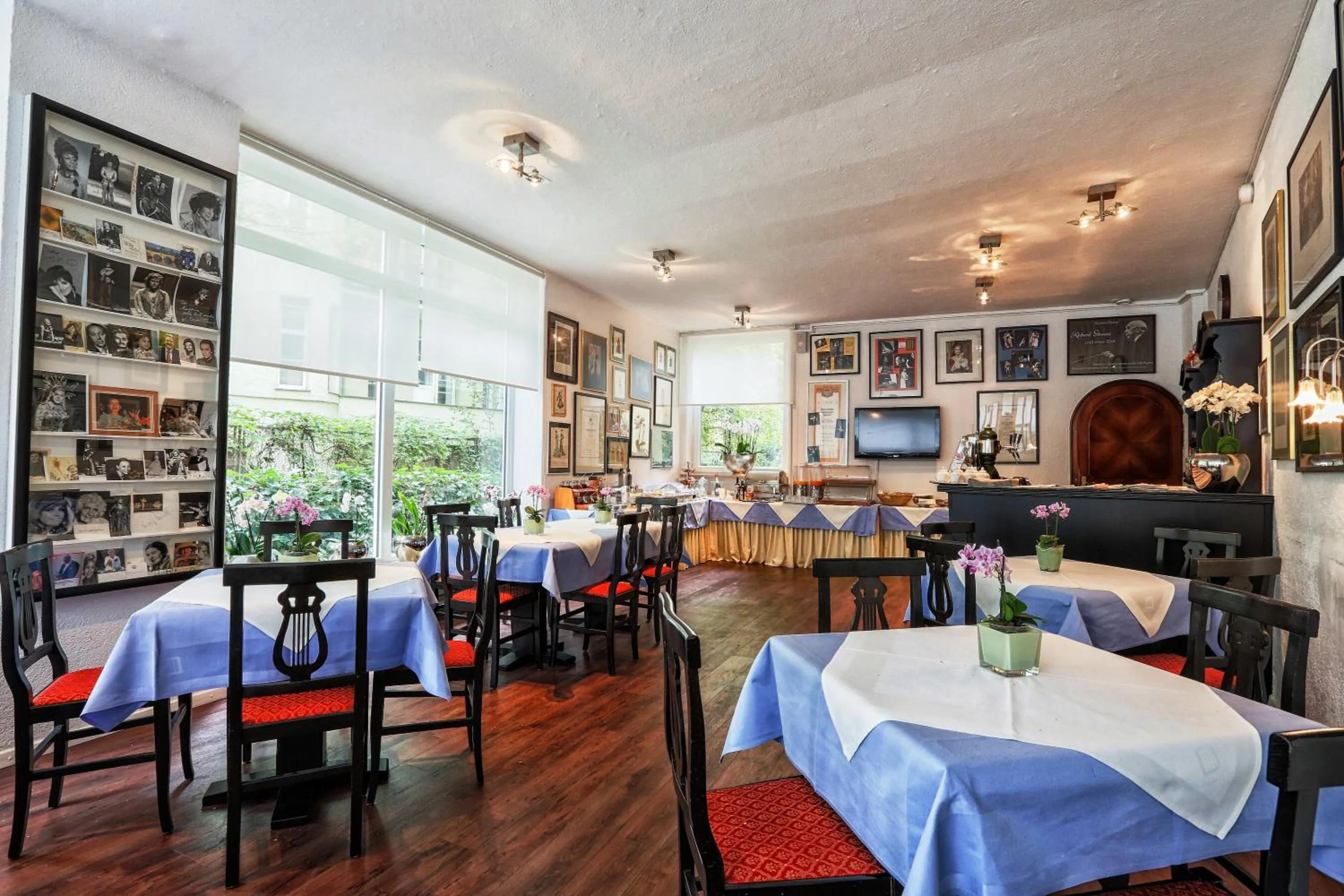 Breakfast in Hotel Nymphenburg City - München