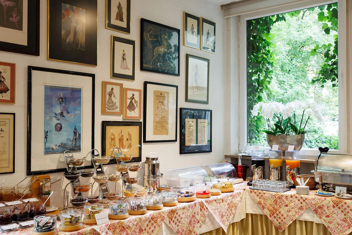 Breakfast in Hotel Nymphenburg City - München