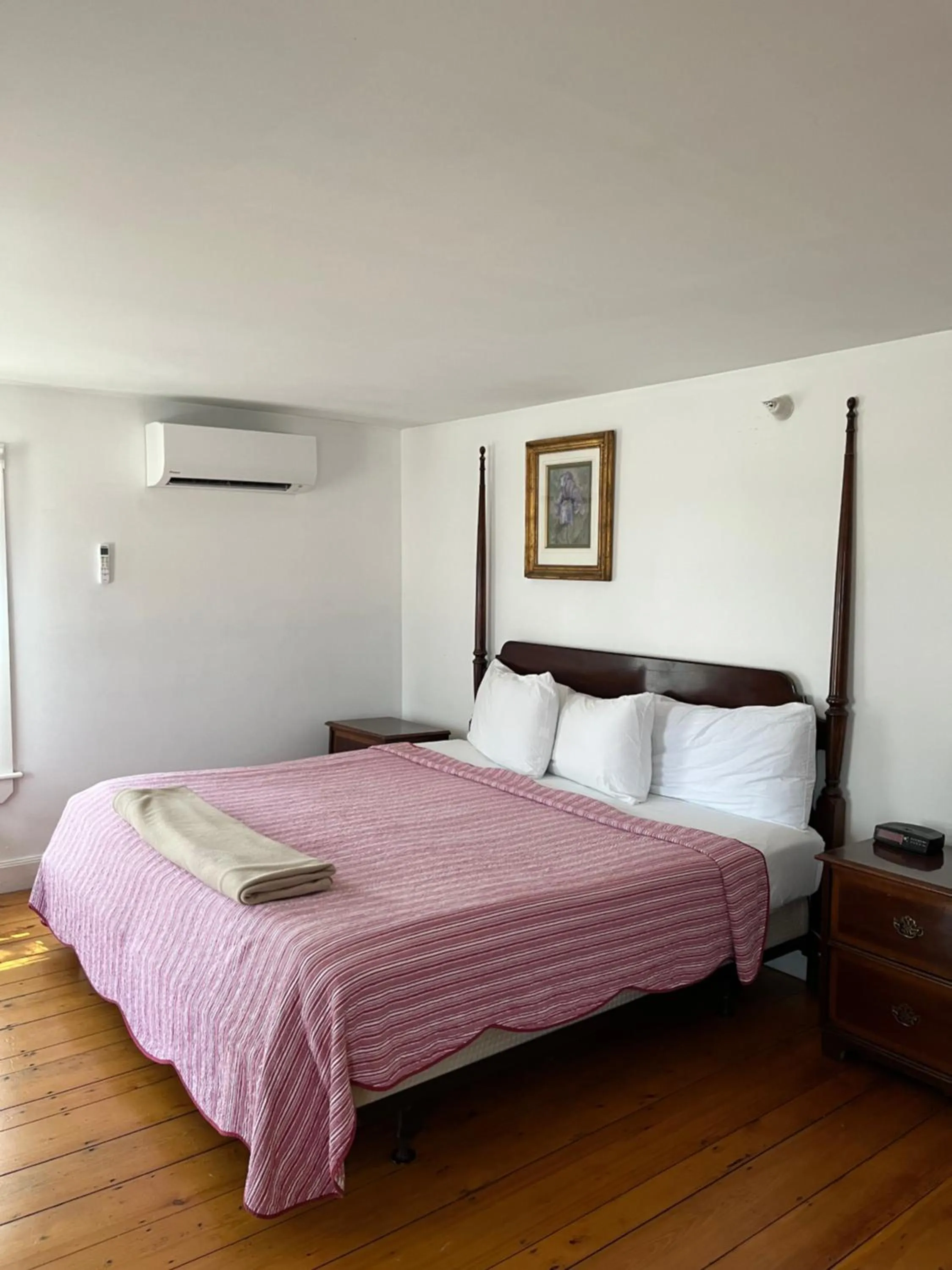 Bed in Old Orchard Beach Inn