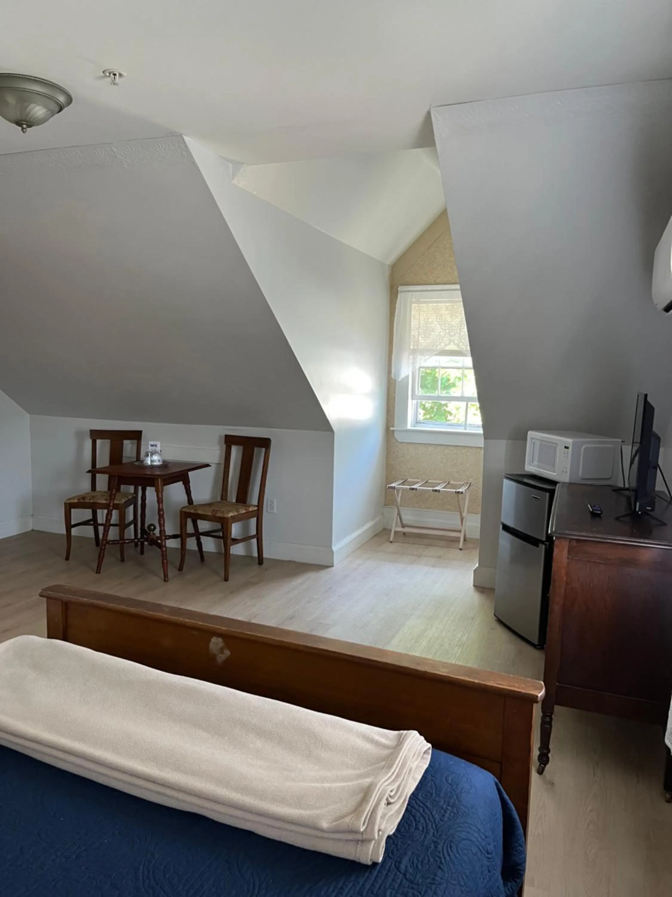 Bed in Old Orchard Beach Inn