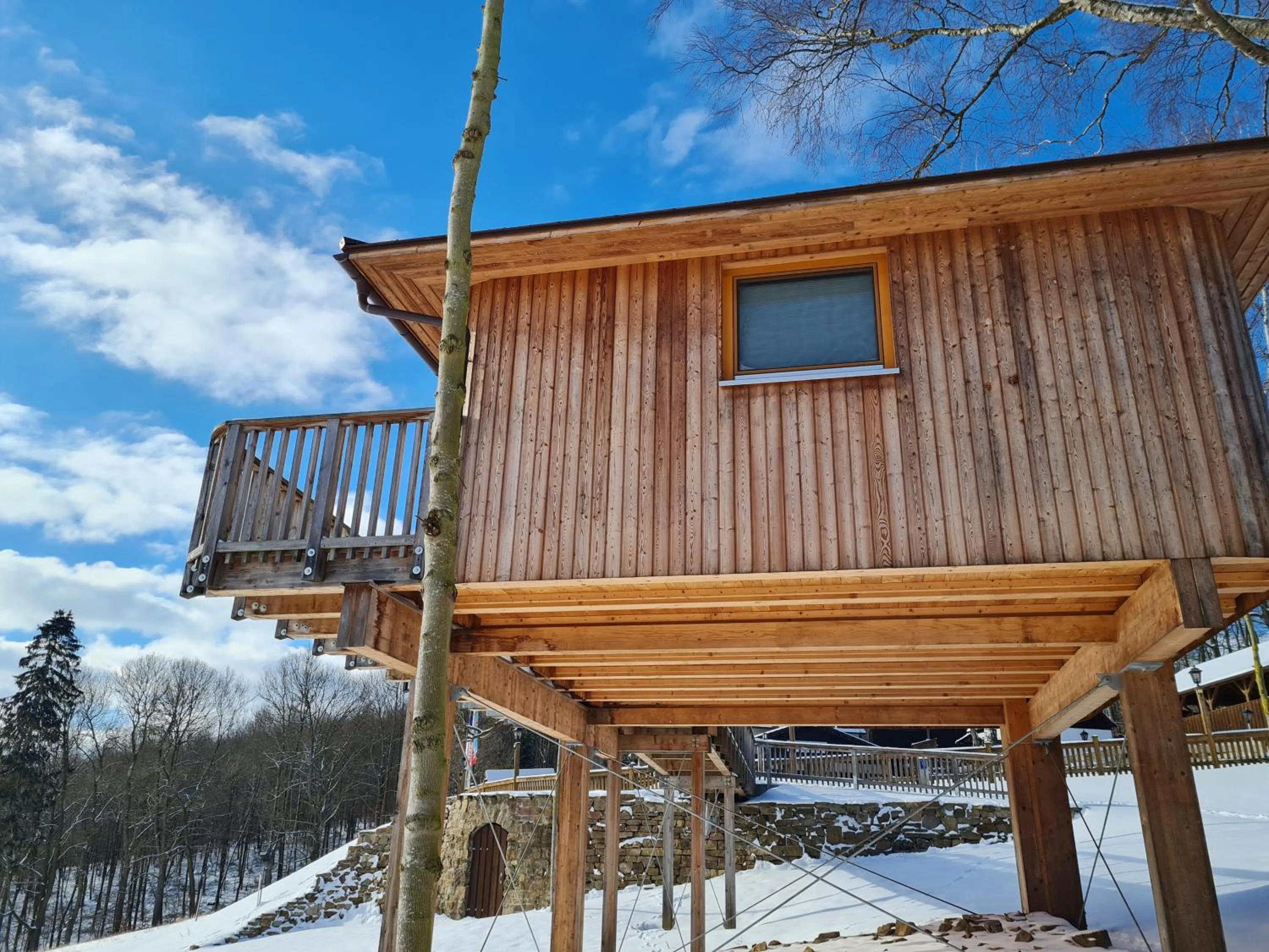 Property building in Hotel Waldquelle - Baumhaushotel Aerzen