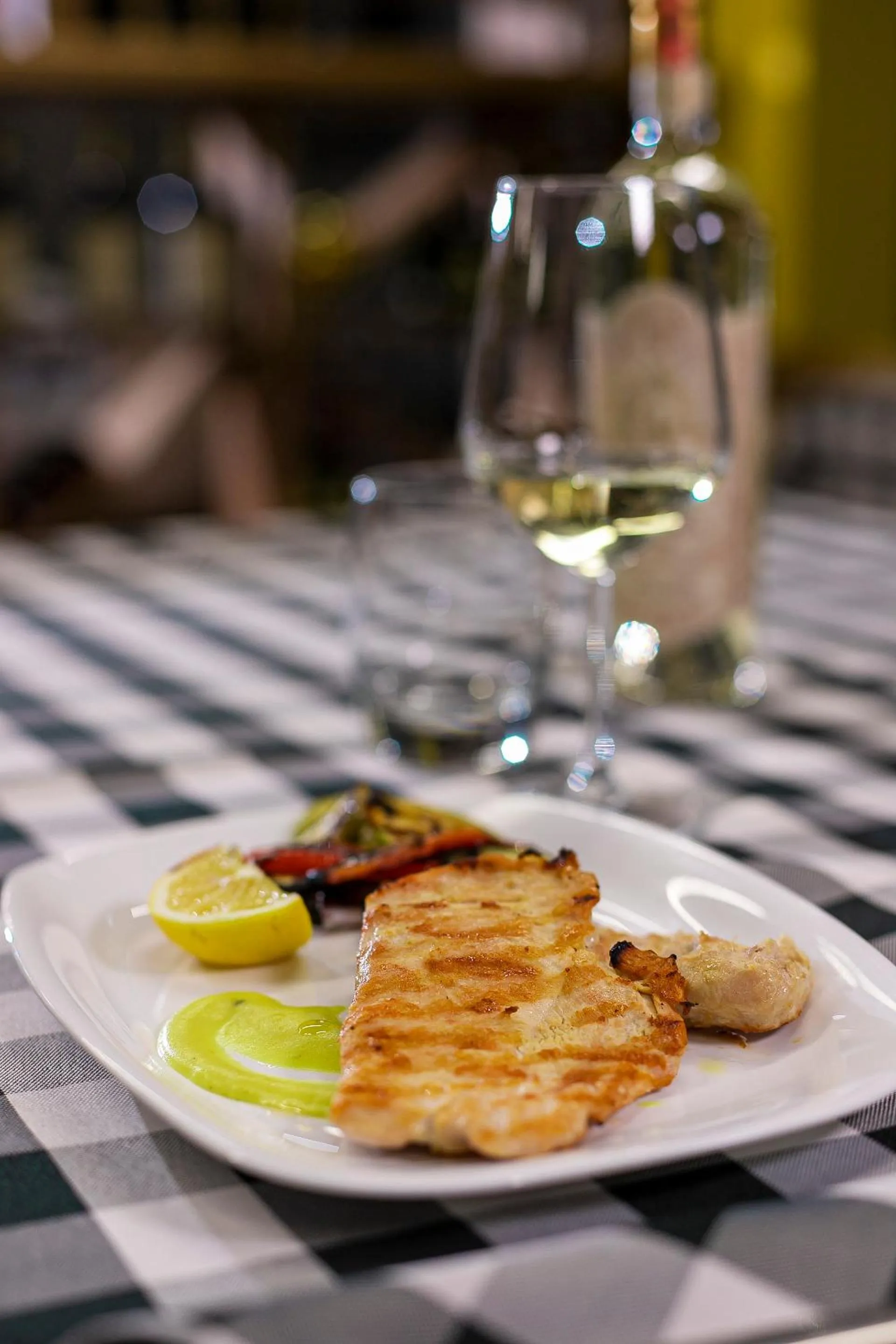 Restaurant/places to eat in Olivar Hotel Tirana