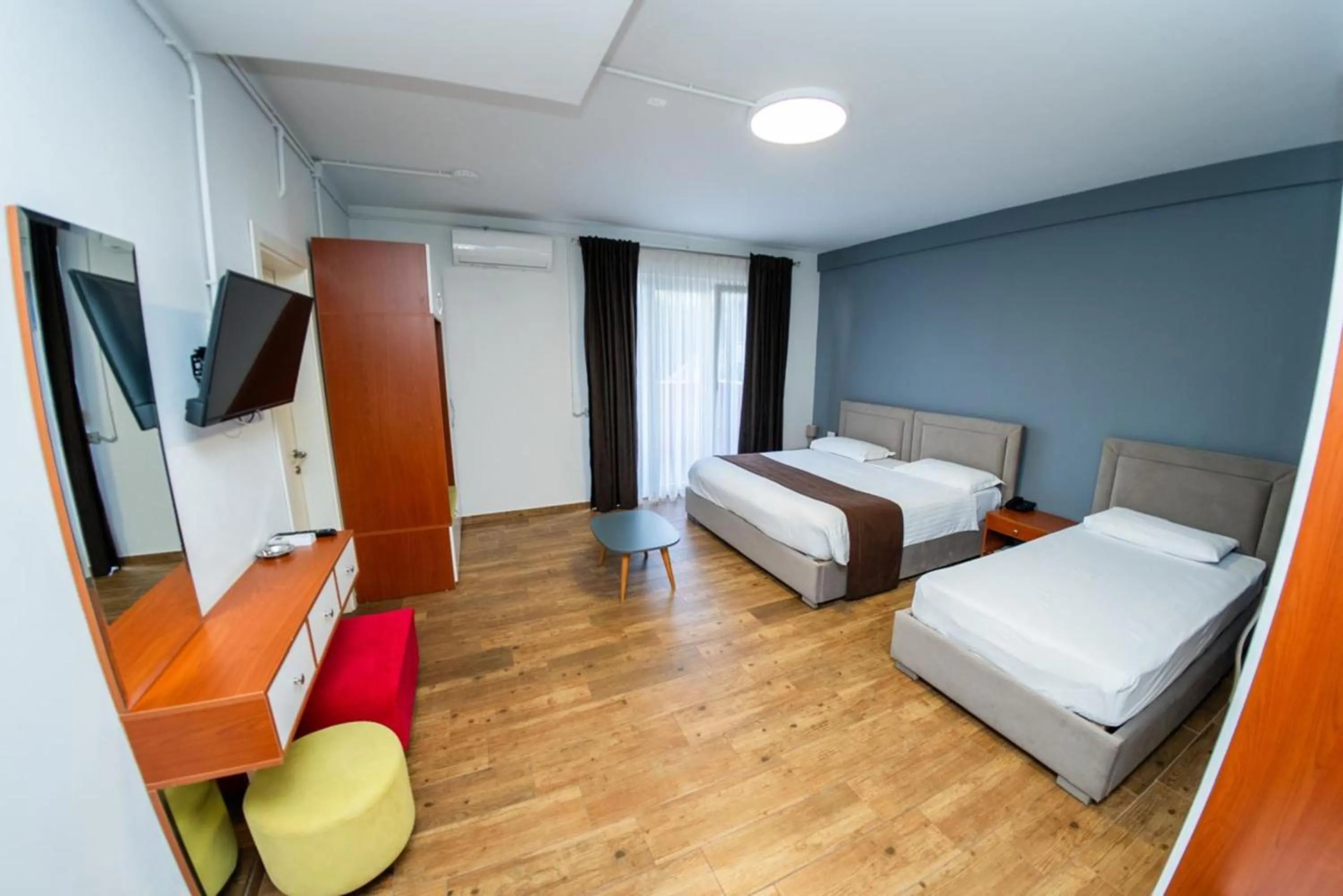 TV and multimedia, Bed in Olivar Hotel Tirana
