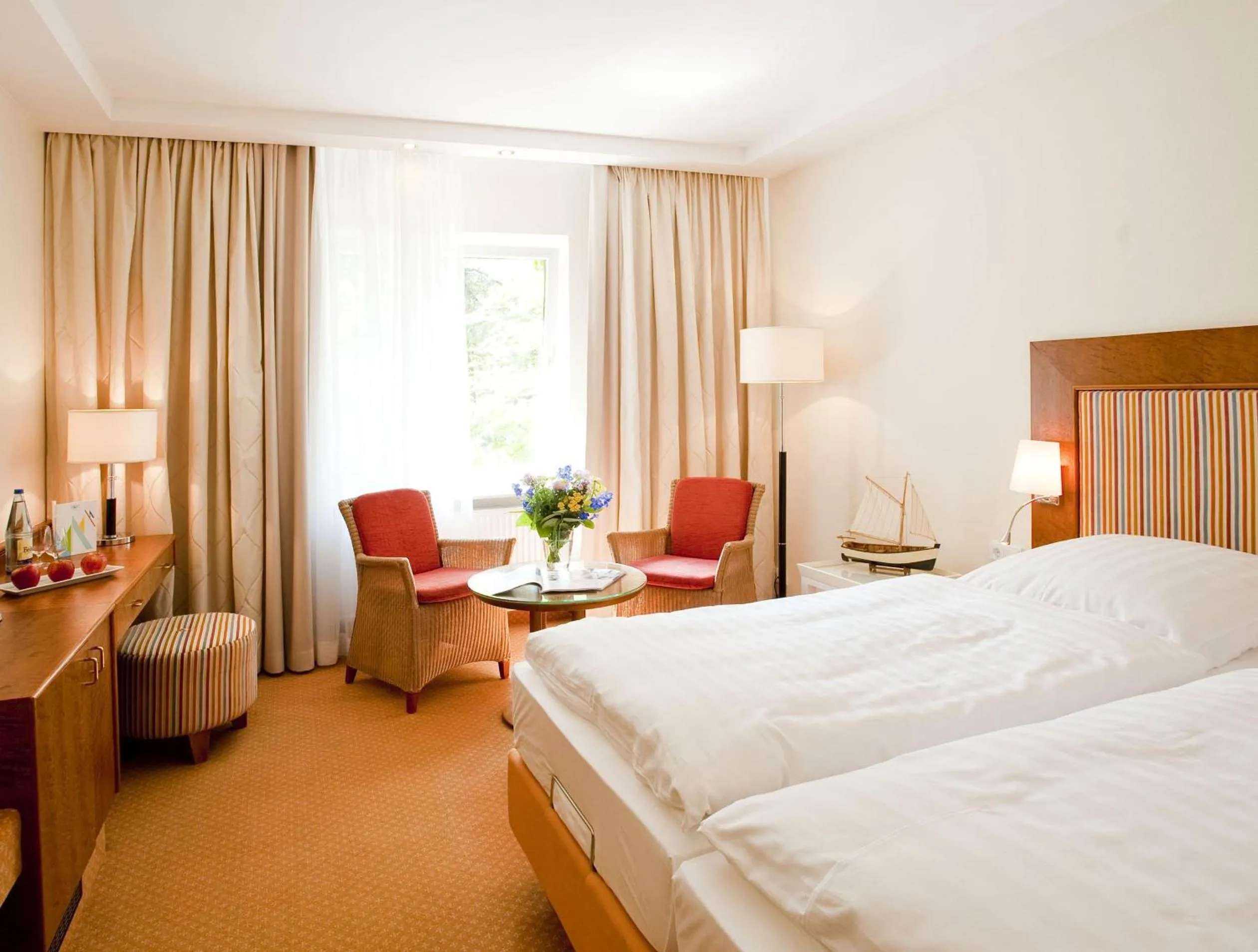 Photo of the whole room, Bed in Hotel Birke, Ringhotel Kiel