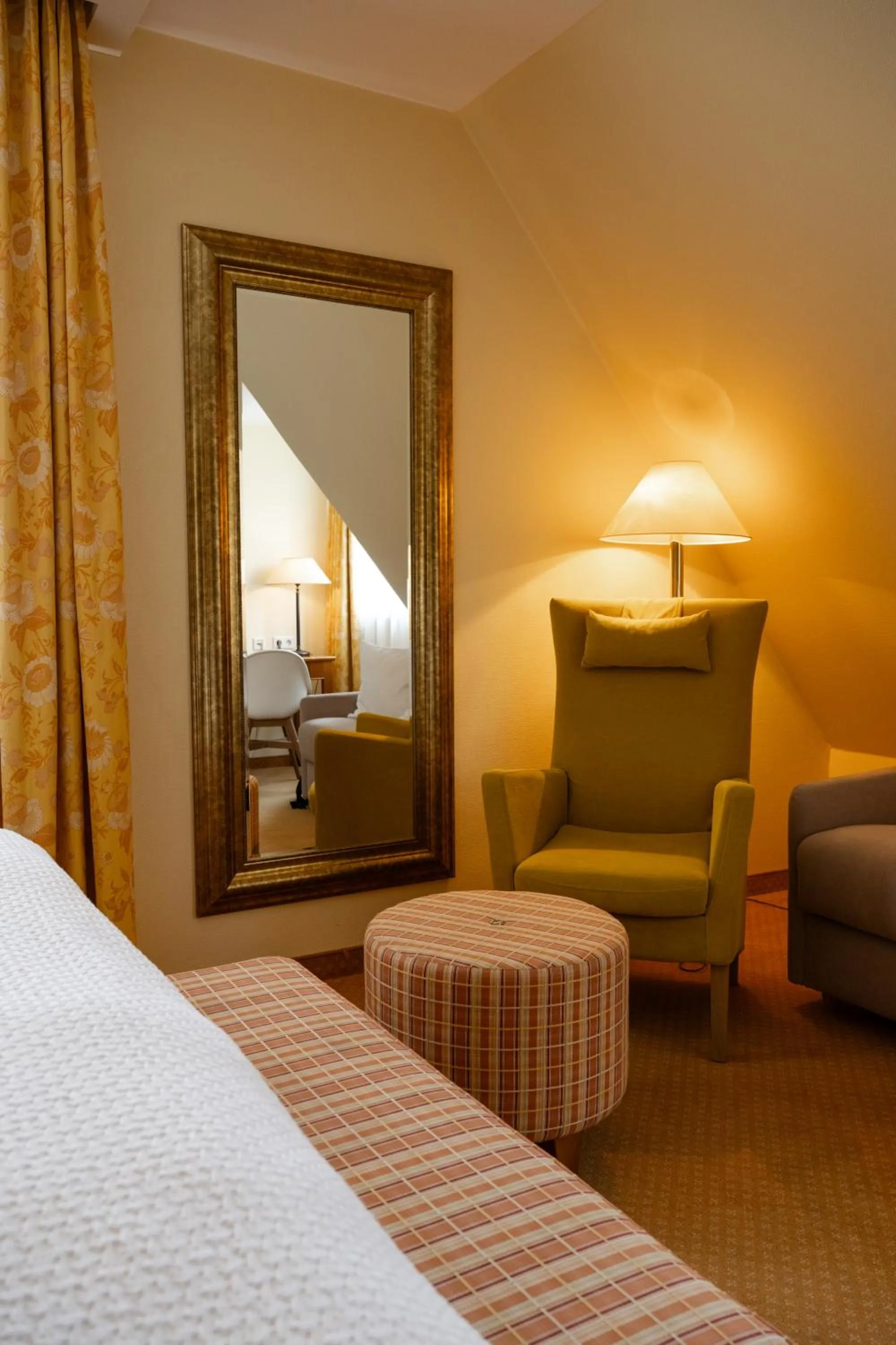 Photo of the whole room, Bed in Hotel Birke, Ringhotel Kiel