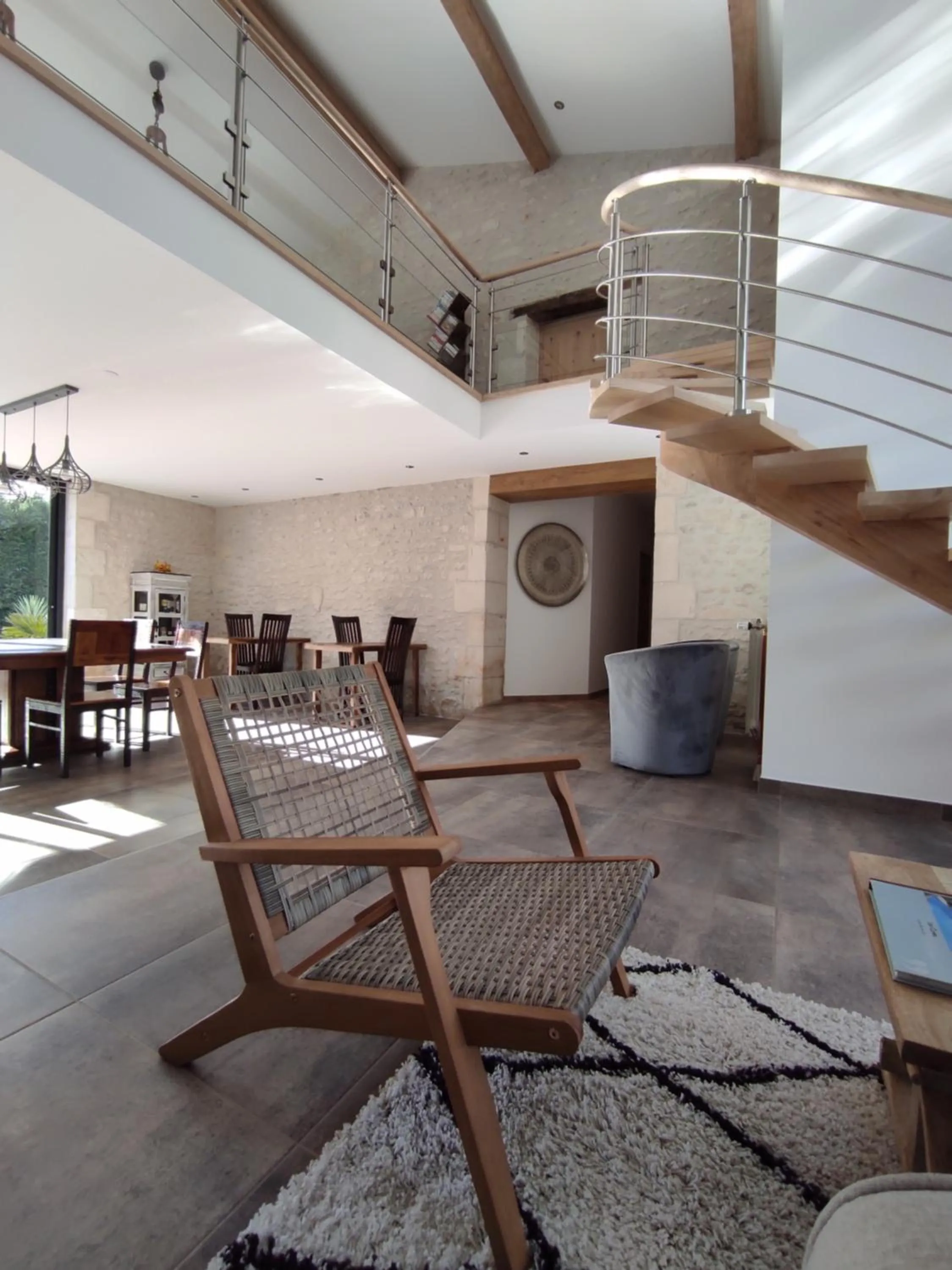 Property building in Les Cuves - Saintes