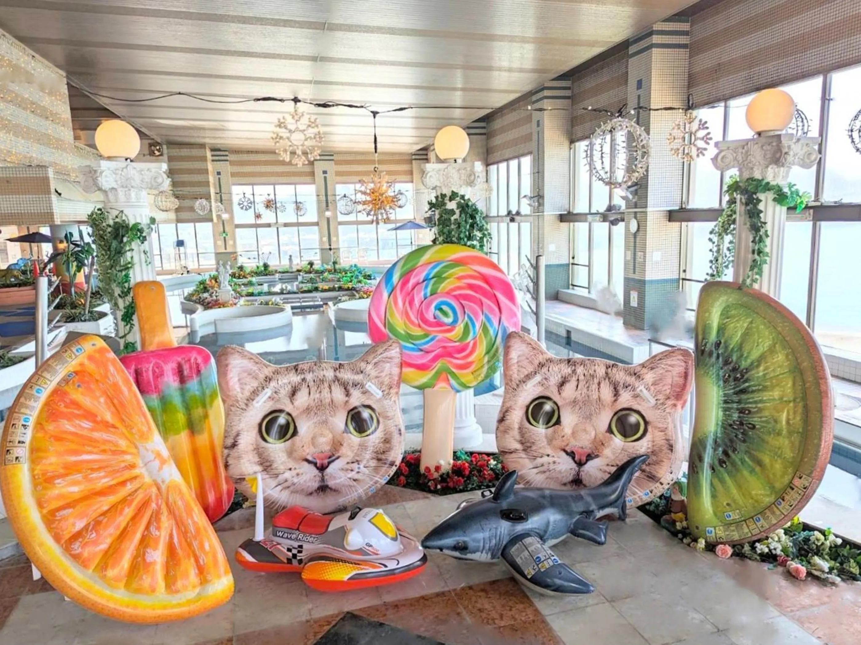 Swimming pool in Mikazuki Sea-Park Hotel Katsuura