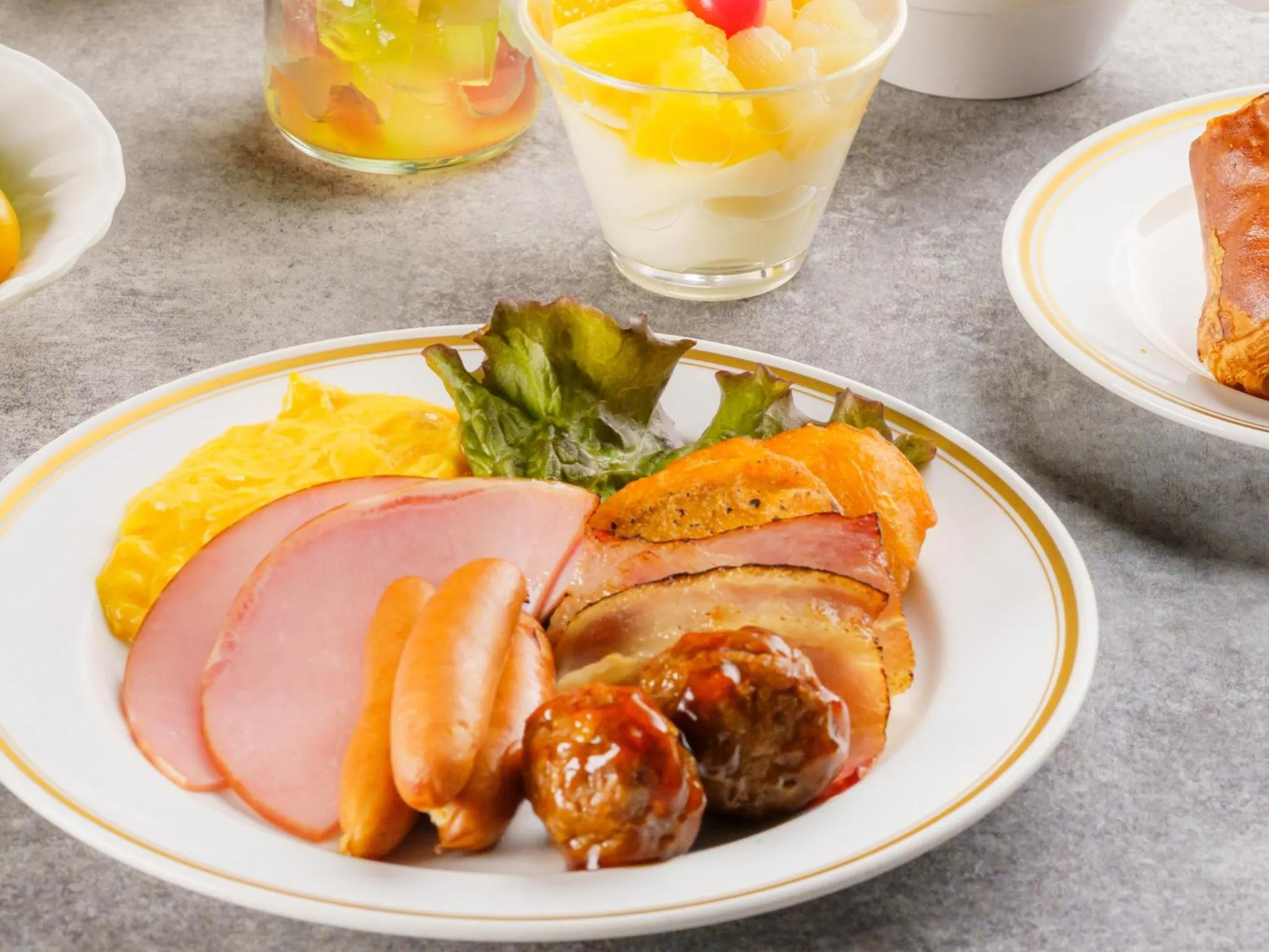 Breakfast in Mikazuki Sea-Park Hotel Katsuura