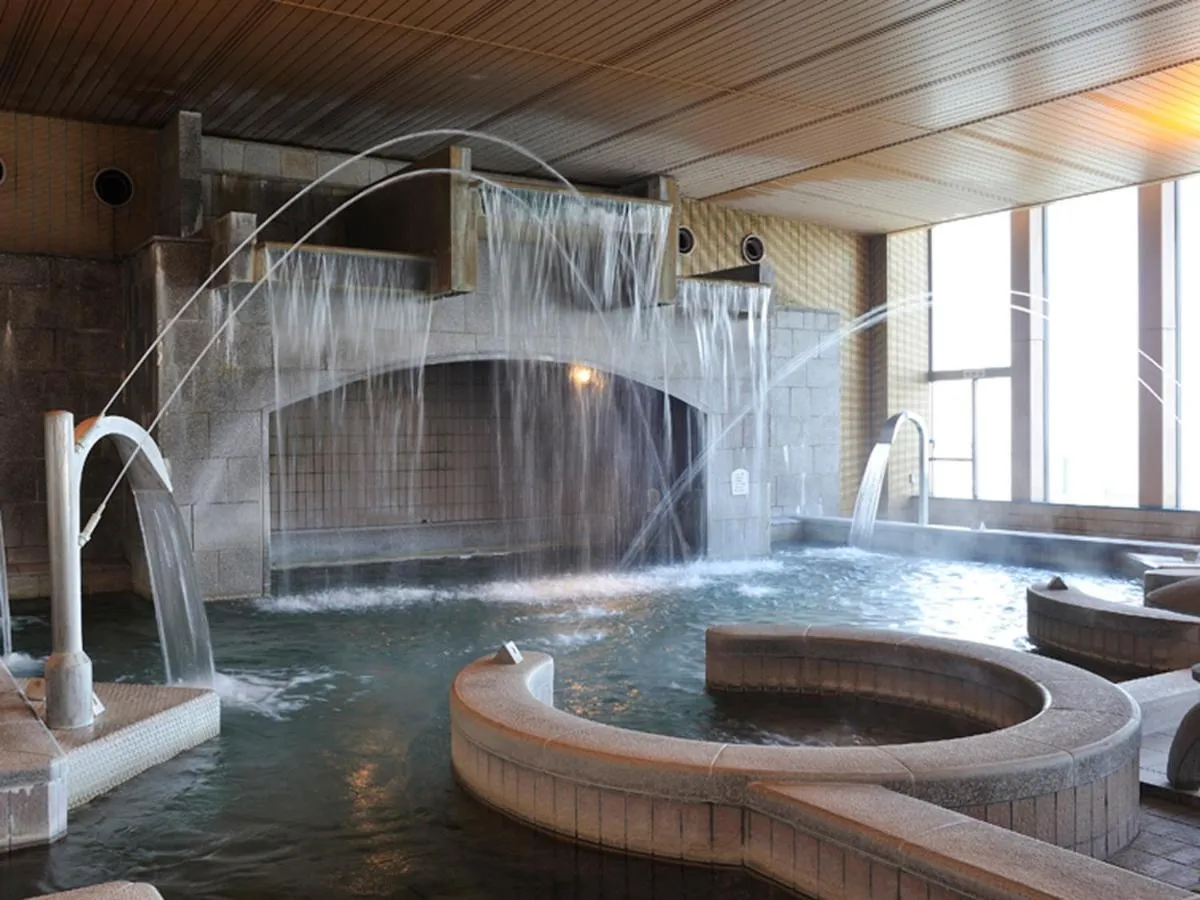 Hot Spring Bath in Ryugujo Spa Hotel Mikazuki Ryugutei