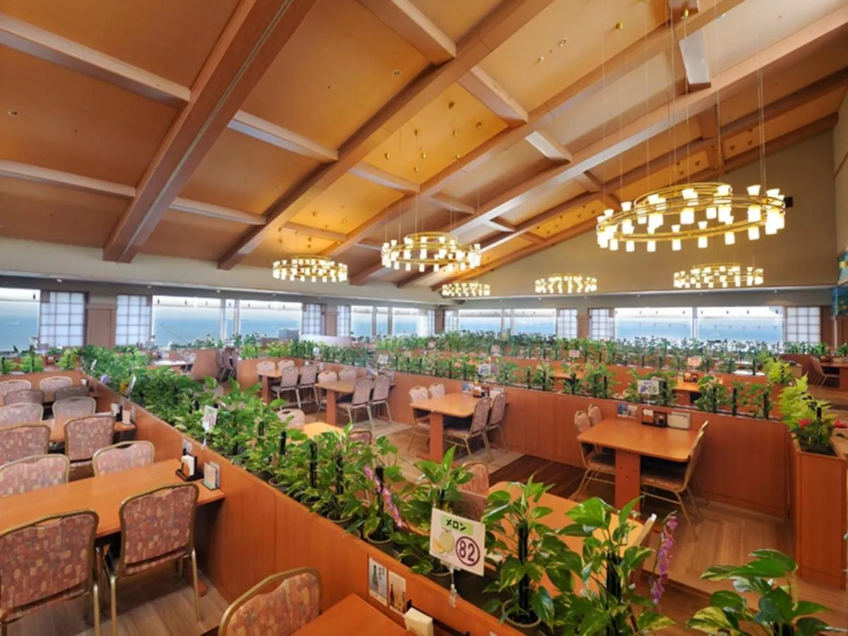 Restaurant/places to eat in Ryugujo Spa Hotel Mikazuki Ryugutei