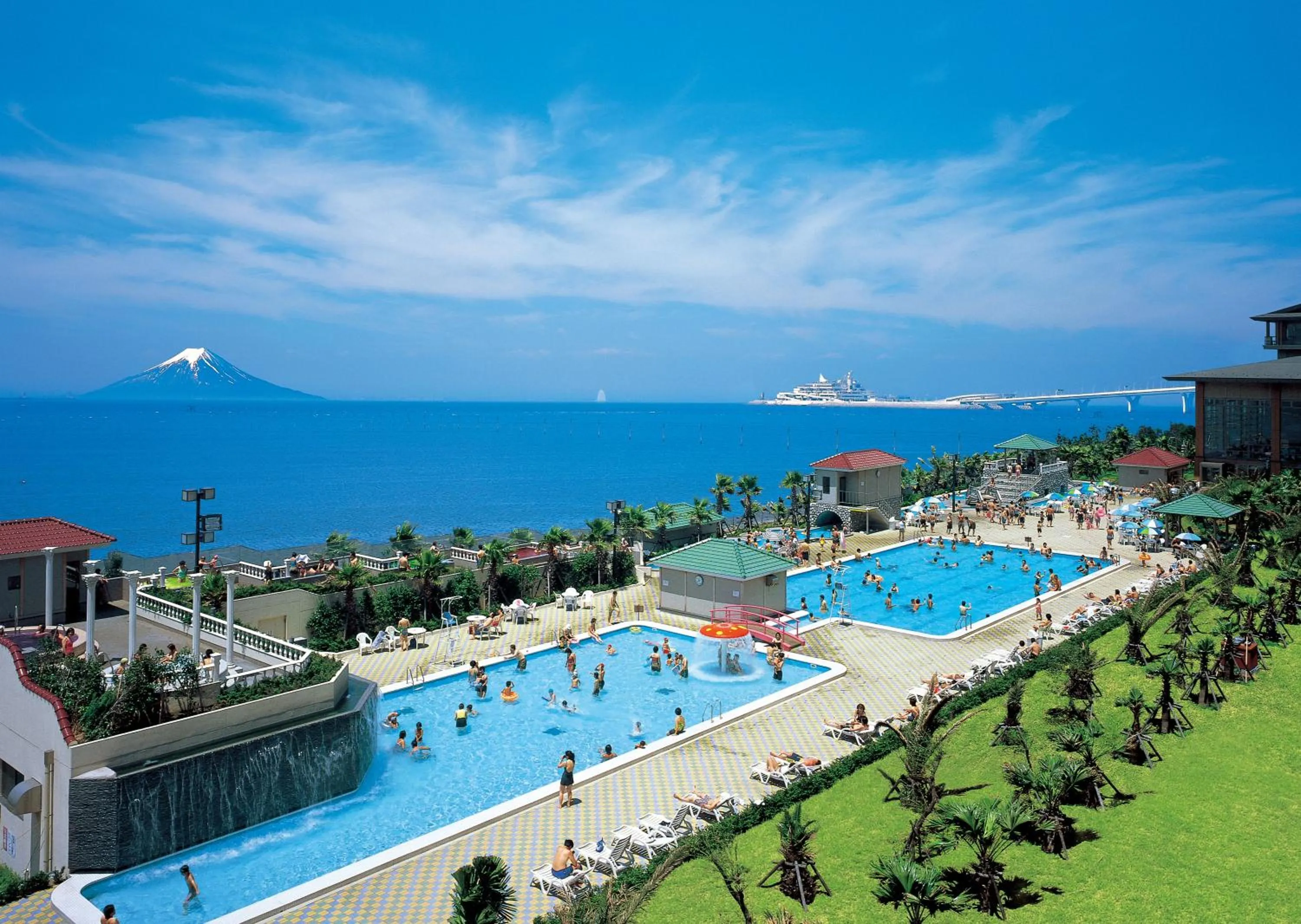 Aqua park in Ryugujo Spa Hotel Mikazuki Ryugutei