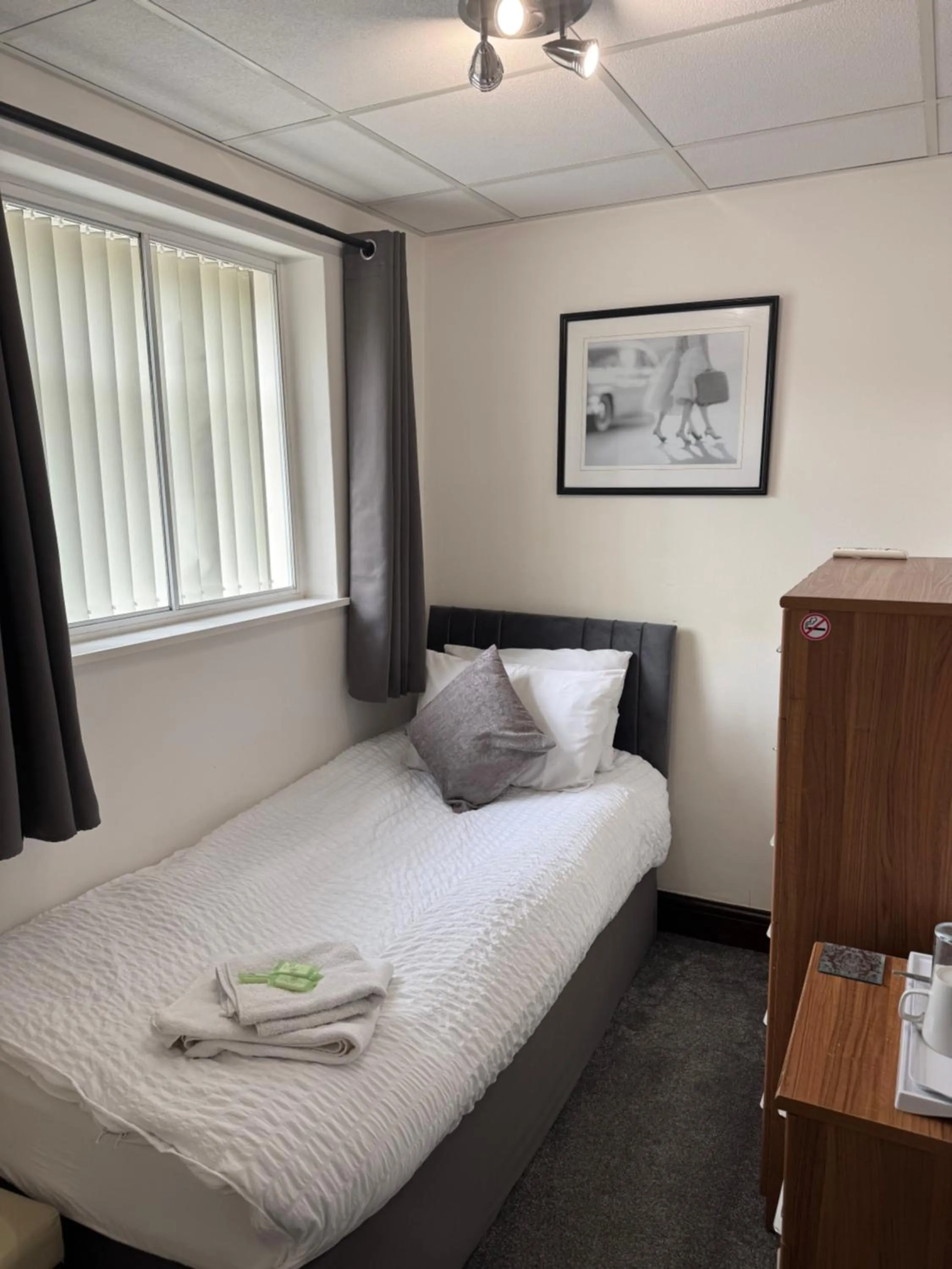 Bed in New Masons Arms