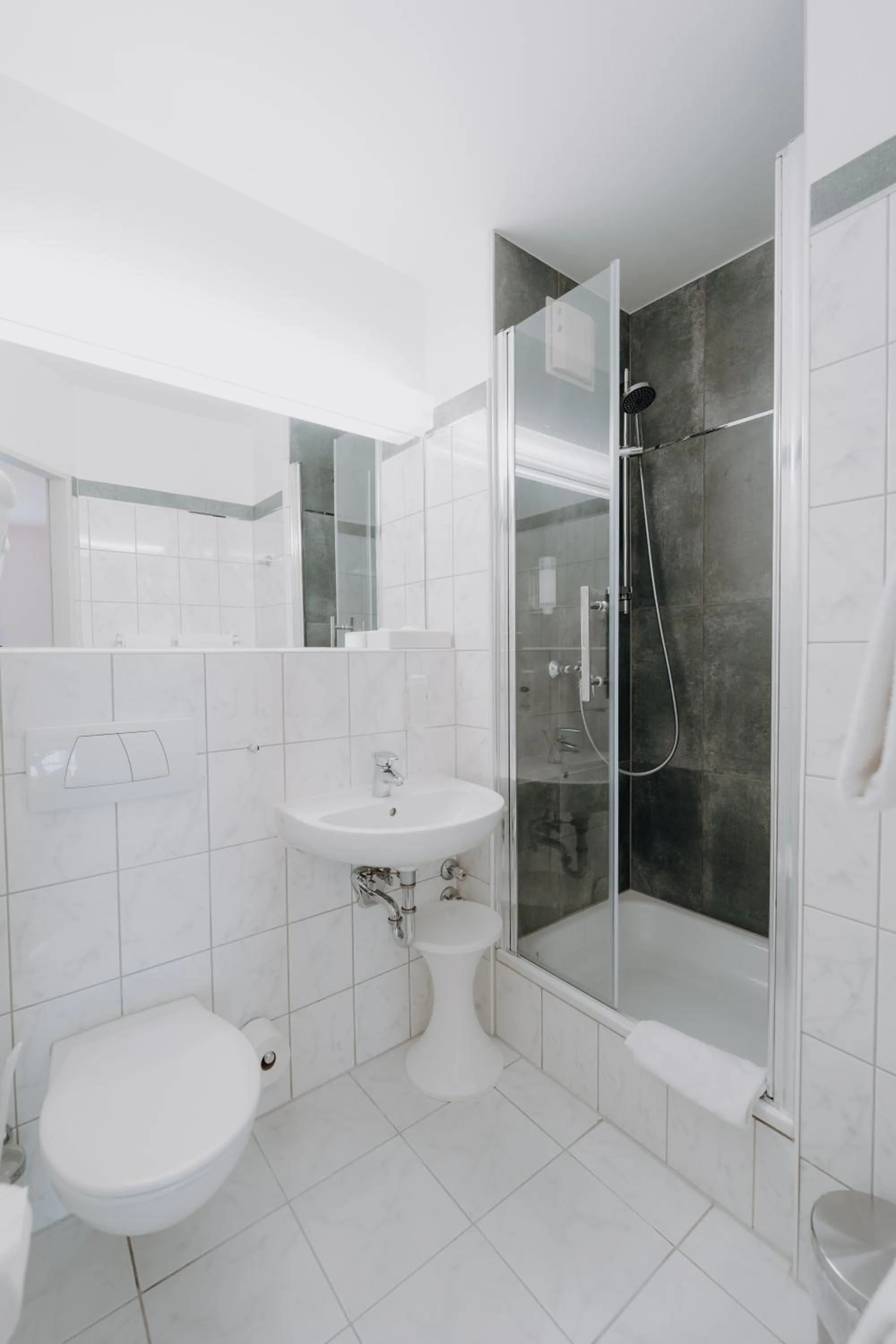 Shower in Hotel am Wald