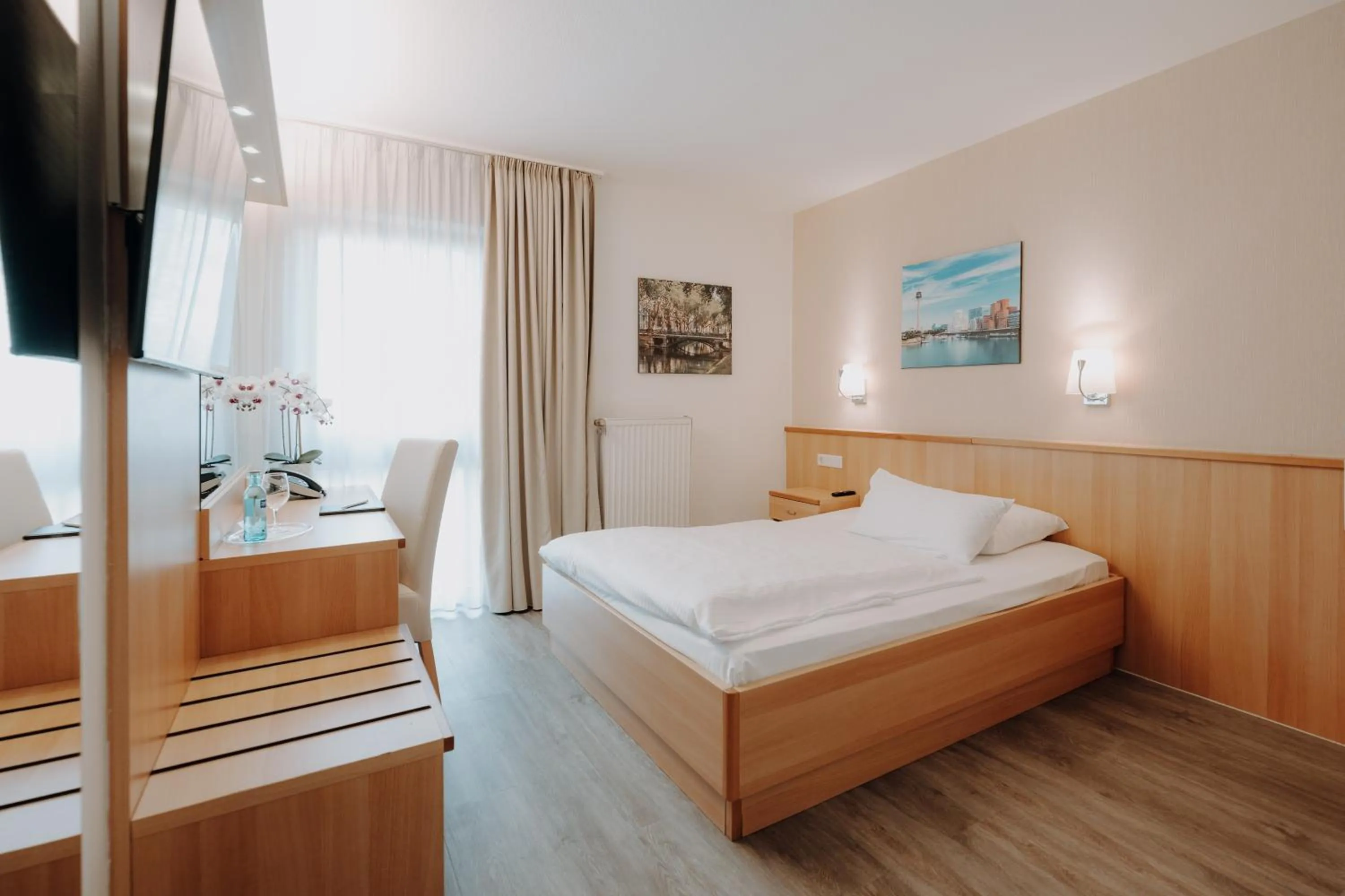 Photo of the whole room, Bed in Hotel am Wald