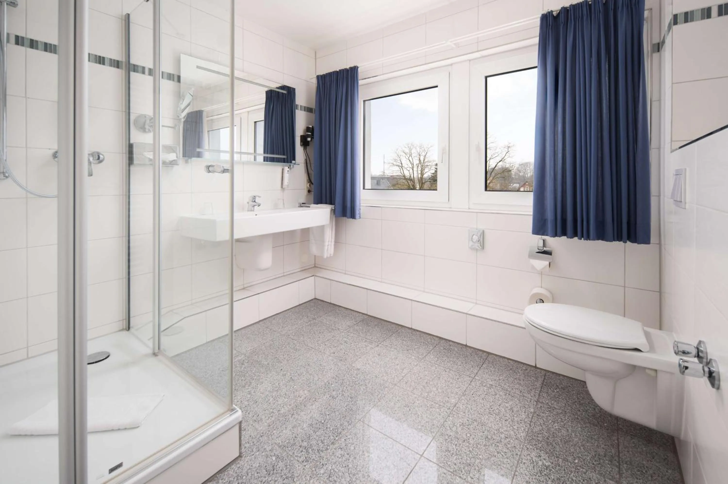 Shower in Best Western Hotel Heide