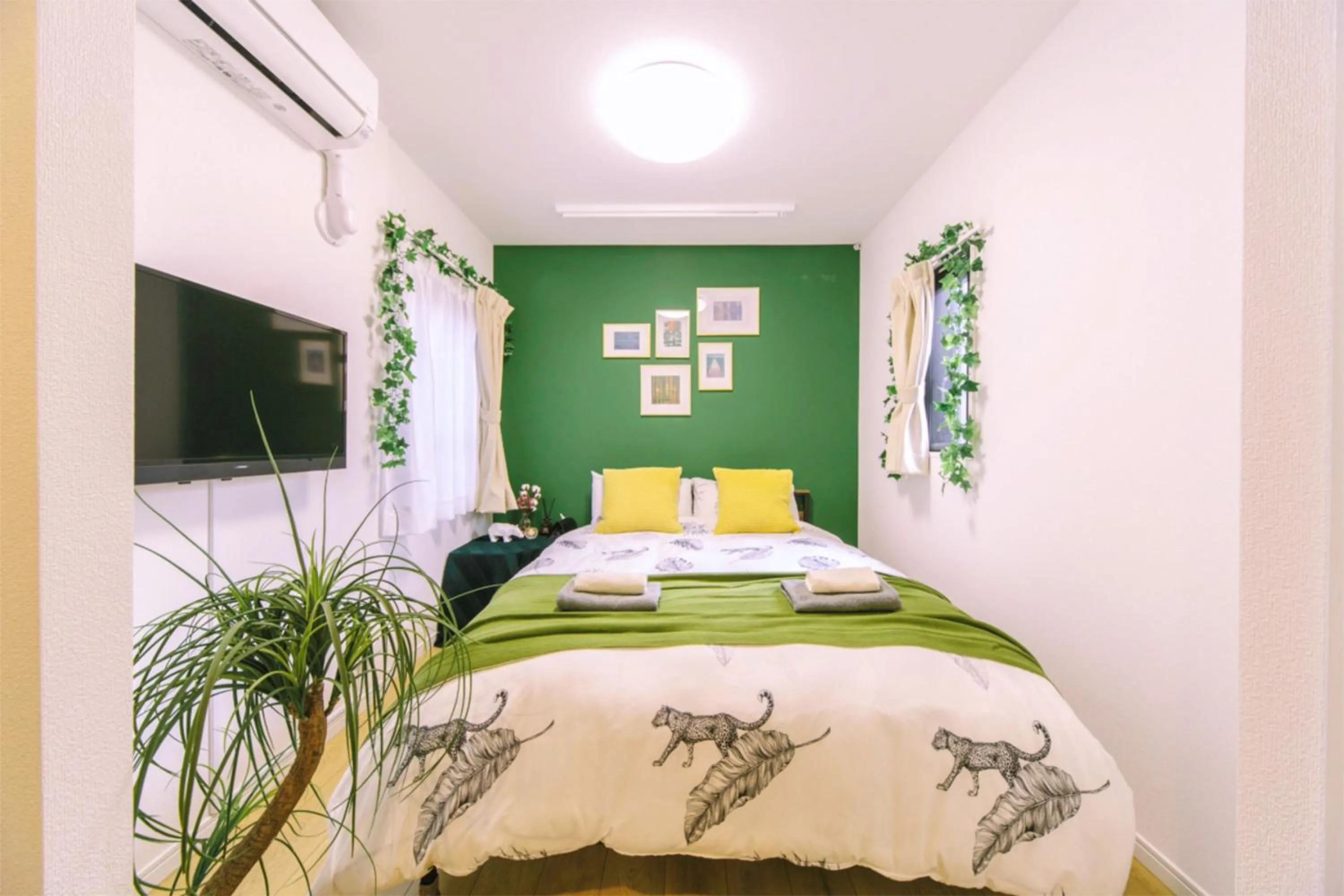 Bed in nestay inn tokyo kagurazaka