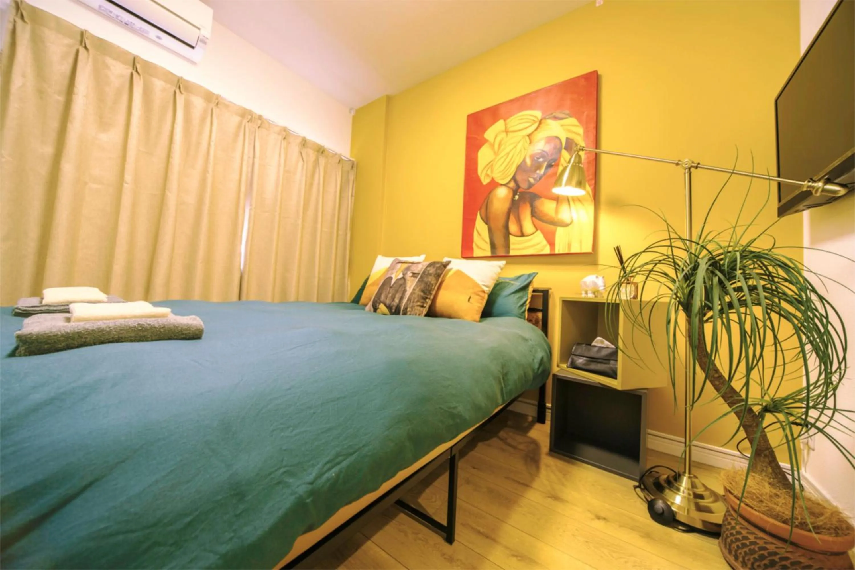 Bed in nestay inn tokyo kagurazaka