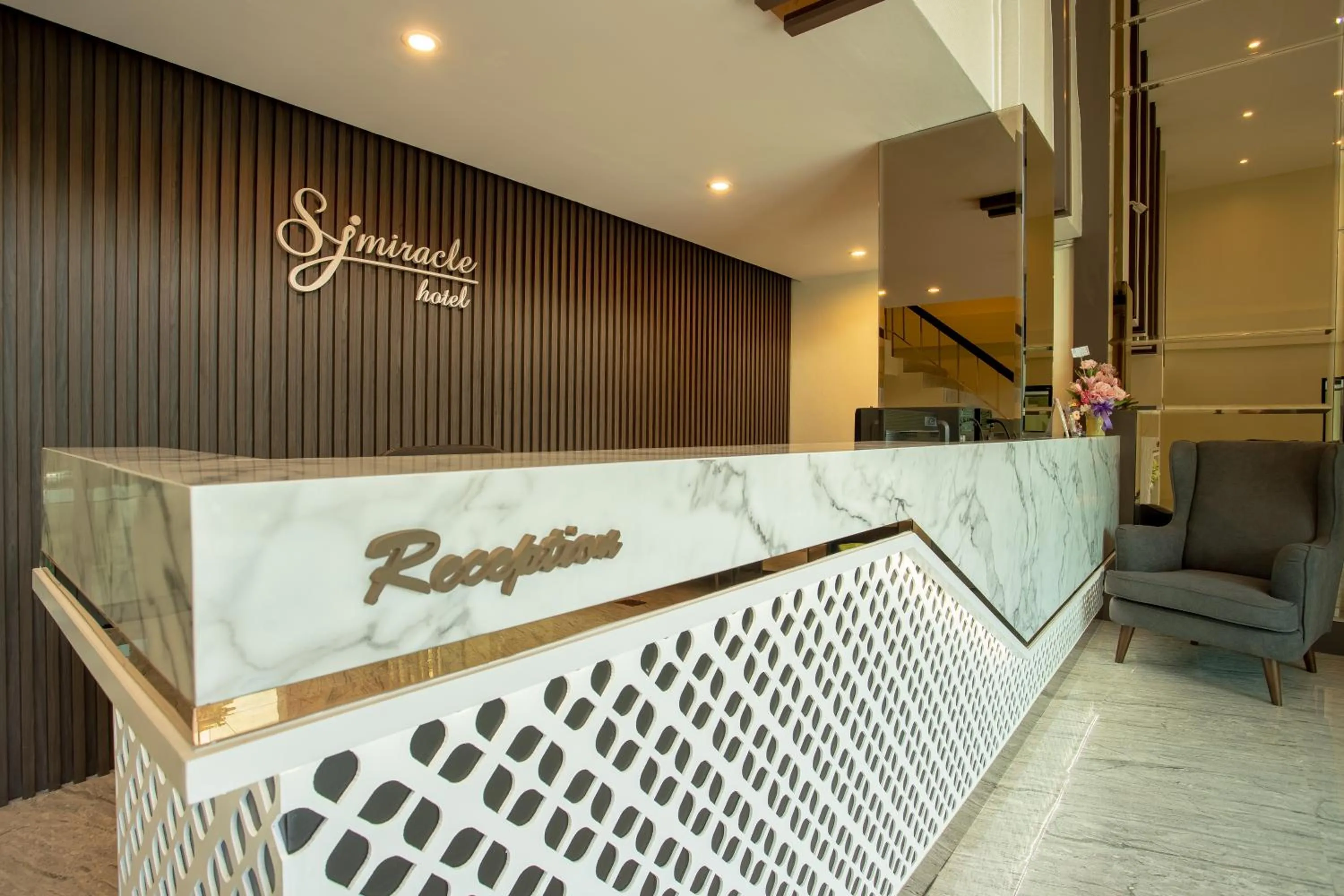 Lobby or reception in SJ Miracle Hotel