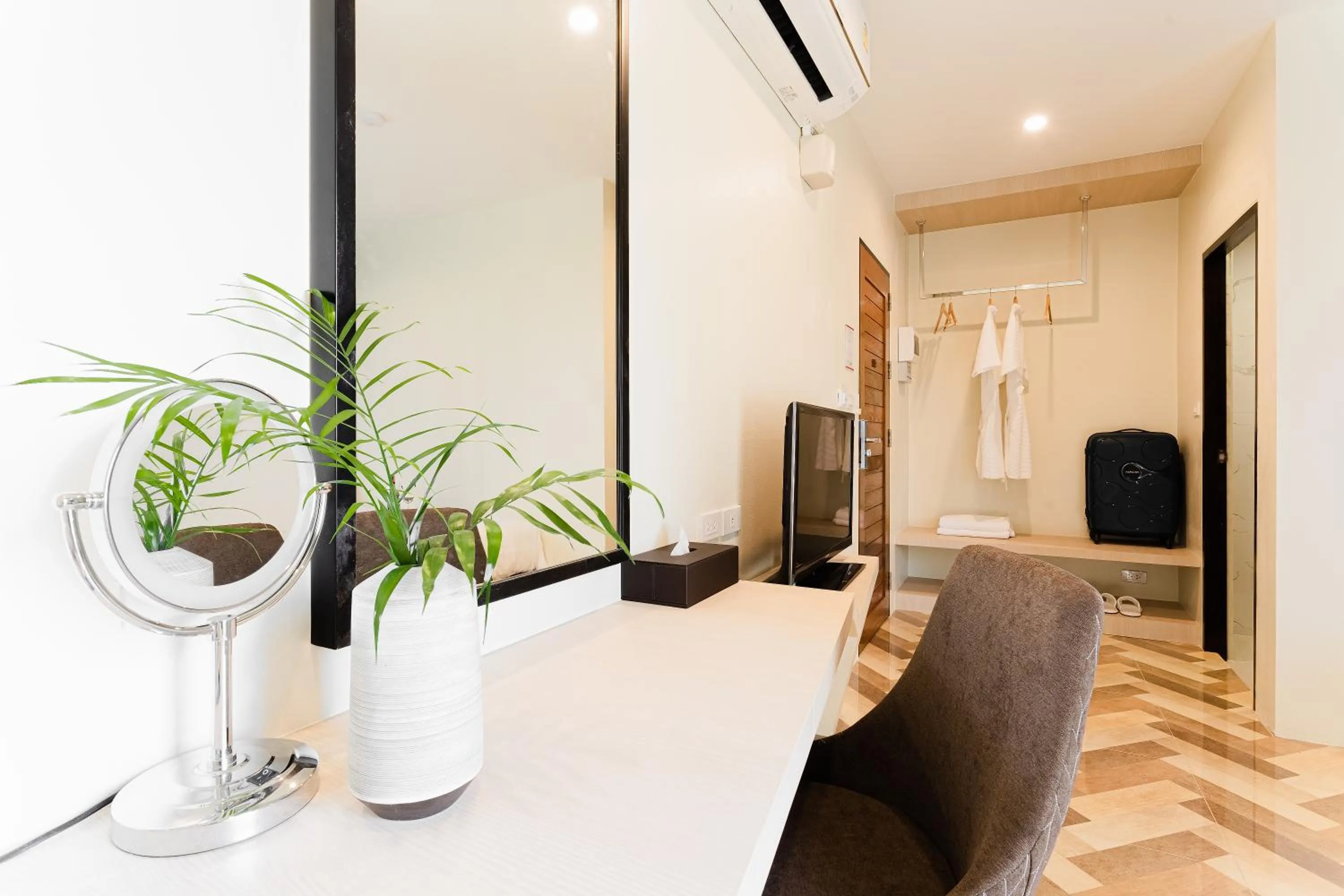 Seating area in SJ Miracle Hotel