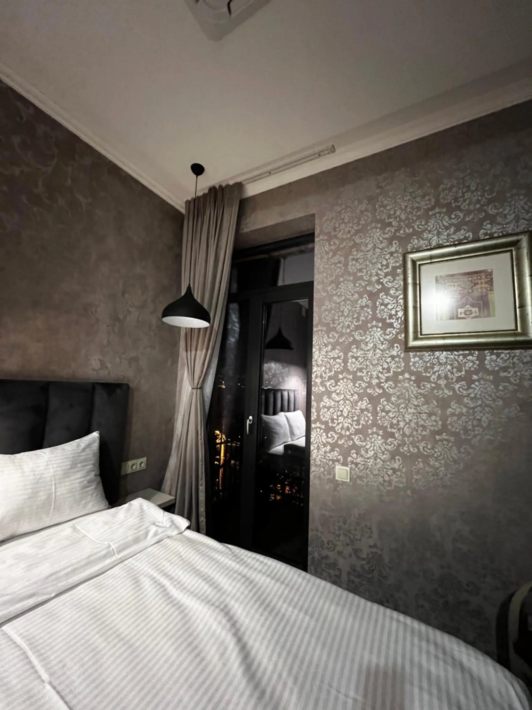 Bedroom, Bed in Hotel Day Inn