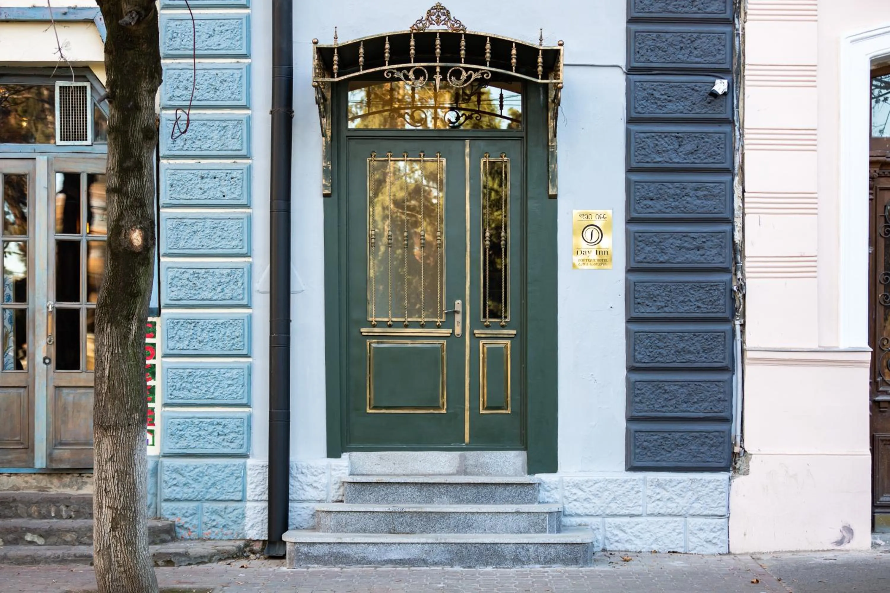 Facade/entrance in Hotel Day Inn