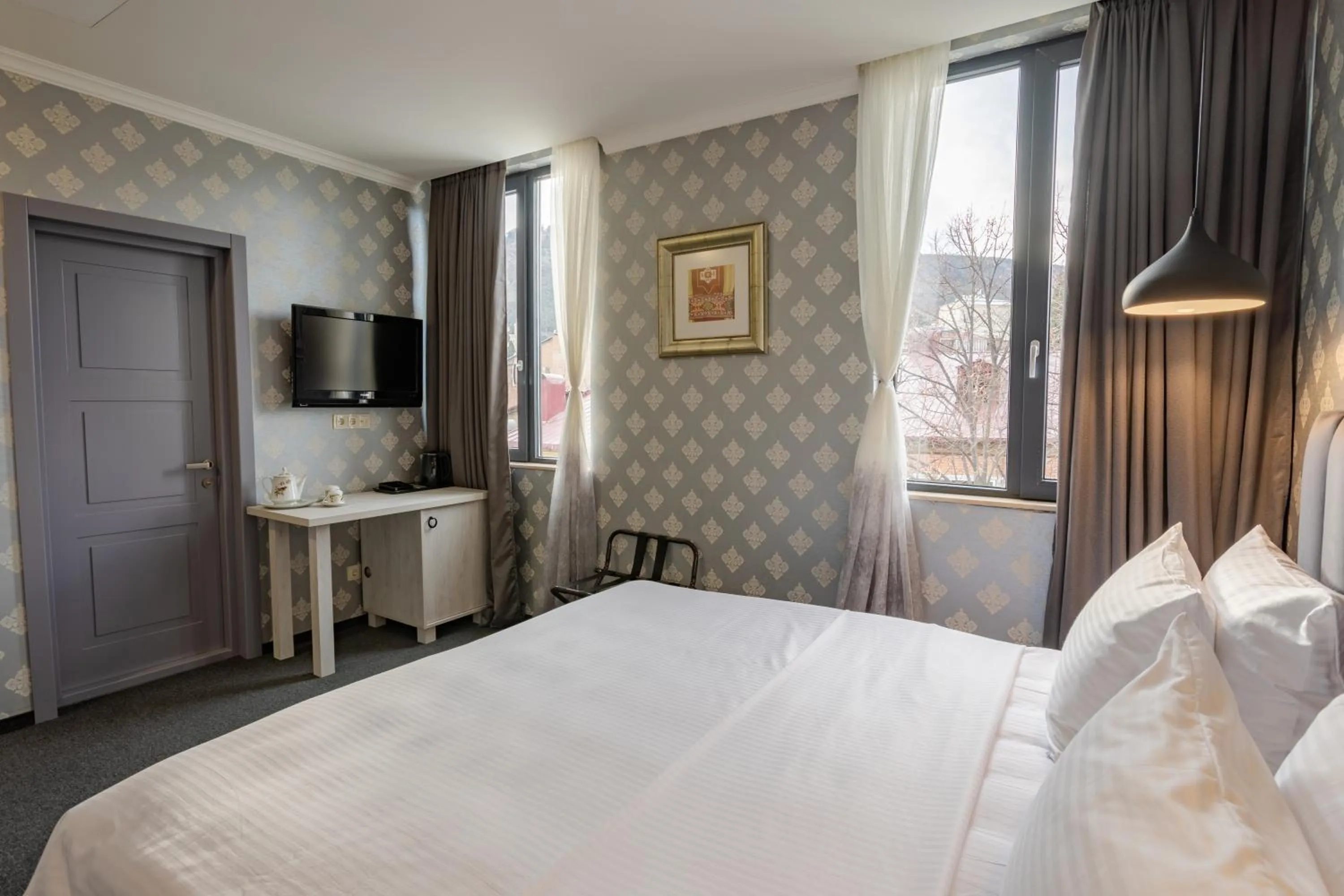 Bed in Hotel Day Inn