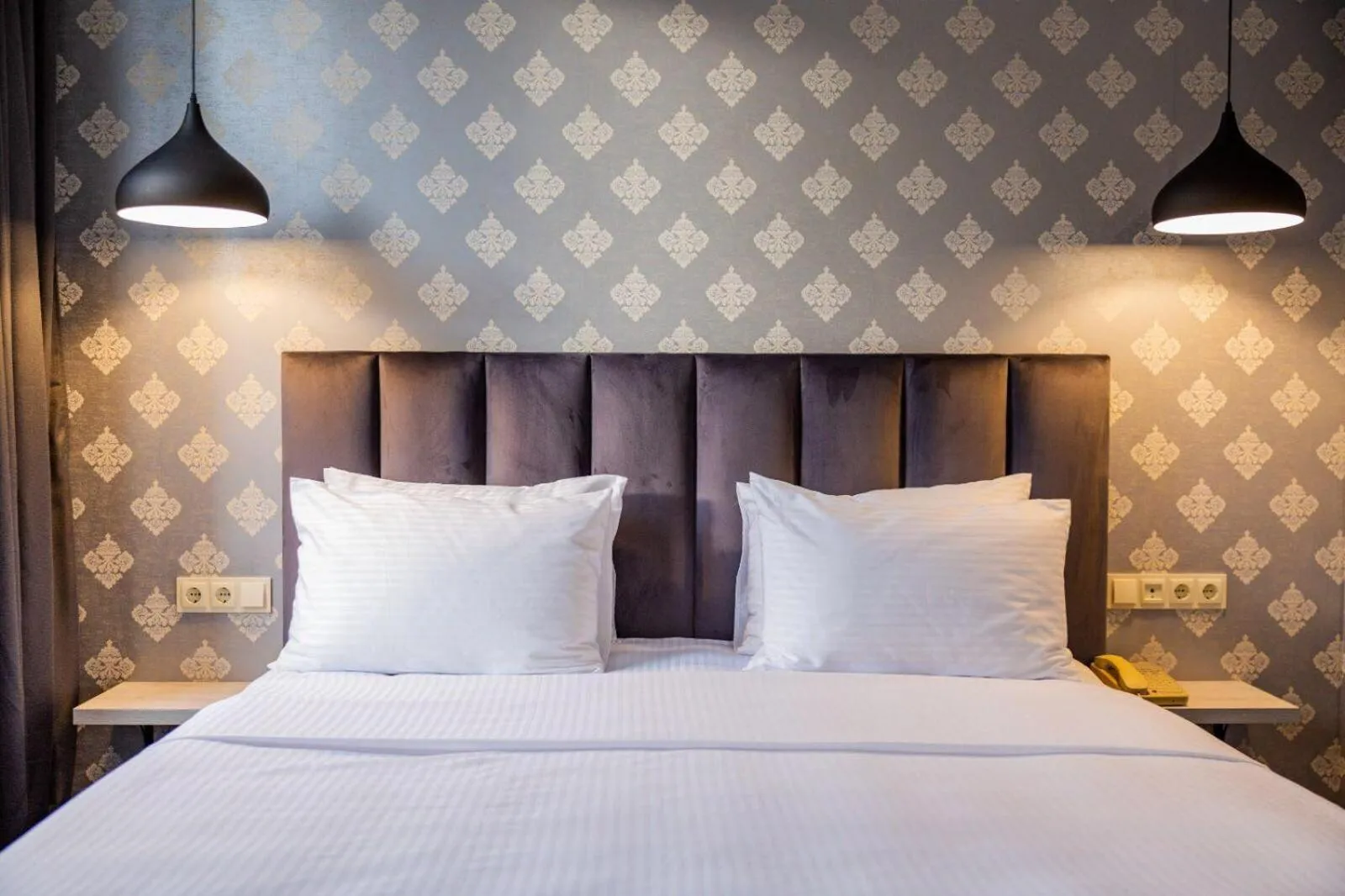 Bed in Hotel Day Inn